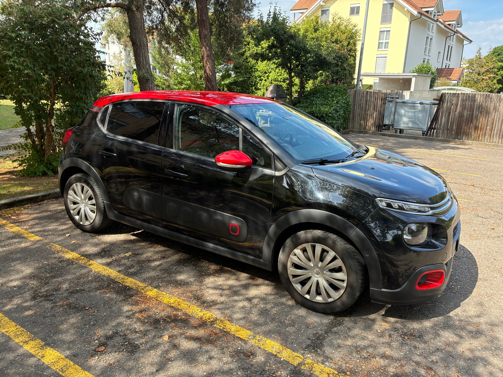 CITROEN 1.2 PureTech Shine-image-2