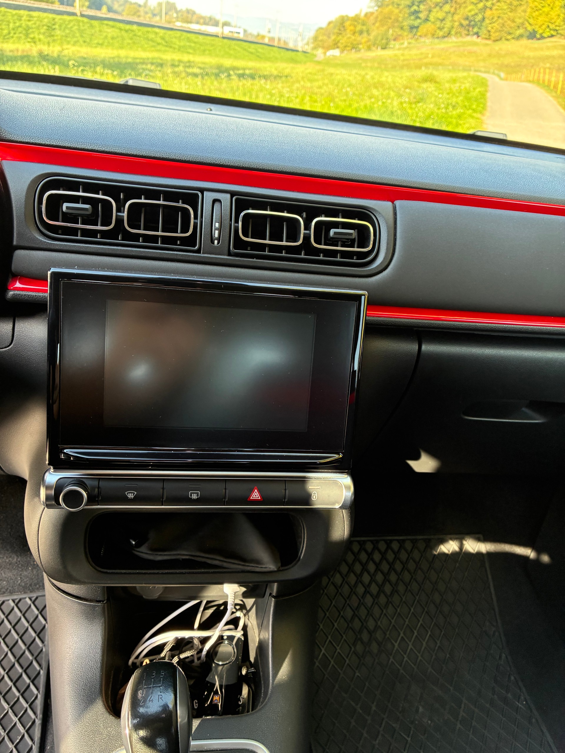 CITROEN 1.2 PureTech Shine-image-3