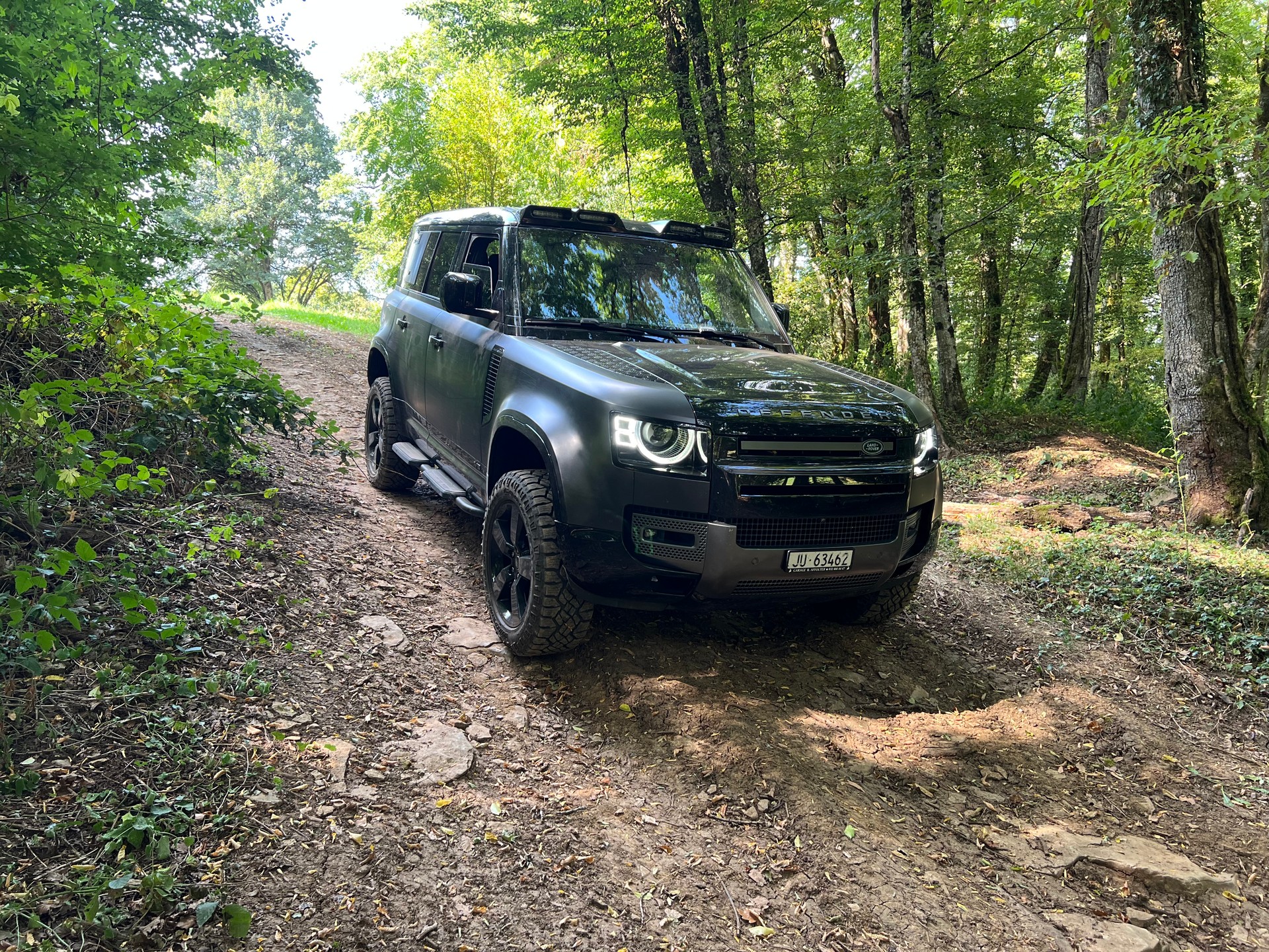 LAND ROVER 5.0 V8 SC Carpathian Edition-image-1