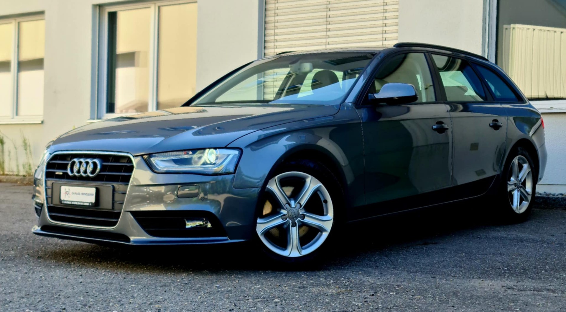 AUDI A4 Avant 2.0 TDI quattro S-tronic
