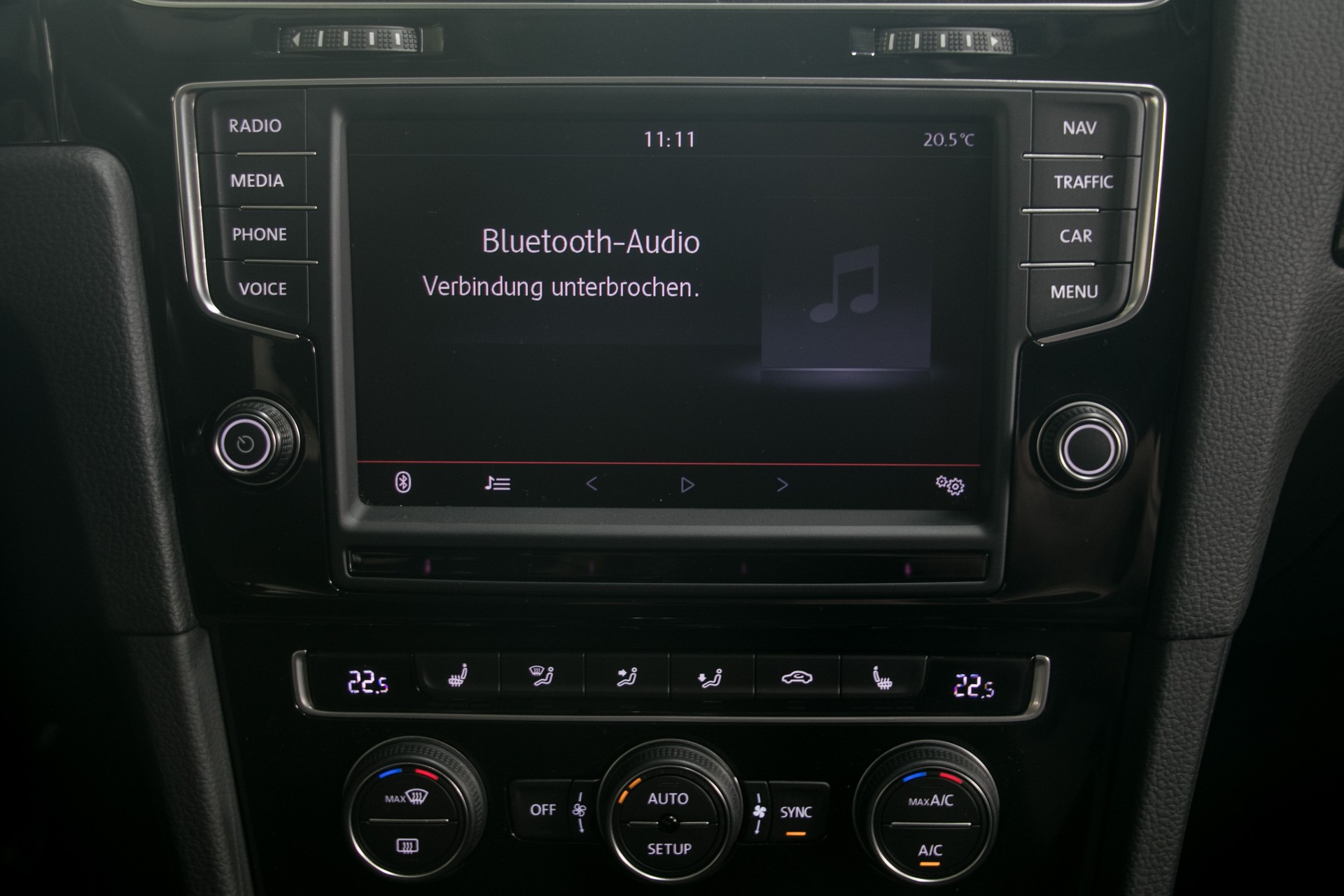 VW Golf 2.0 TDI Highline 4Motion-image-7