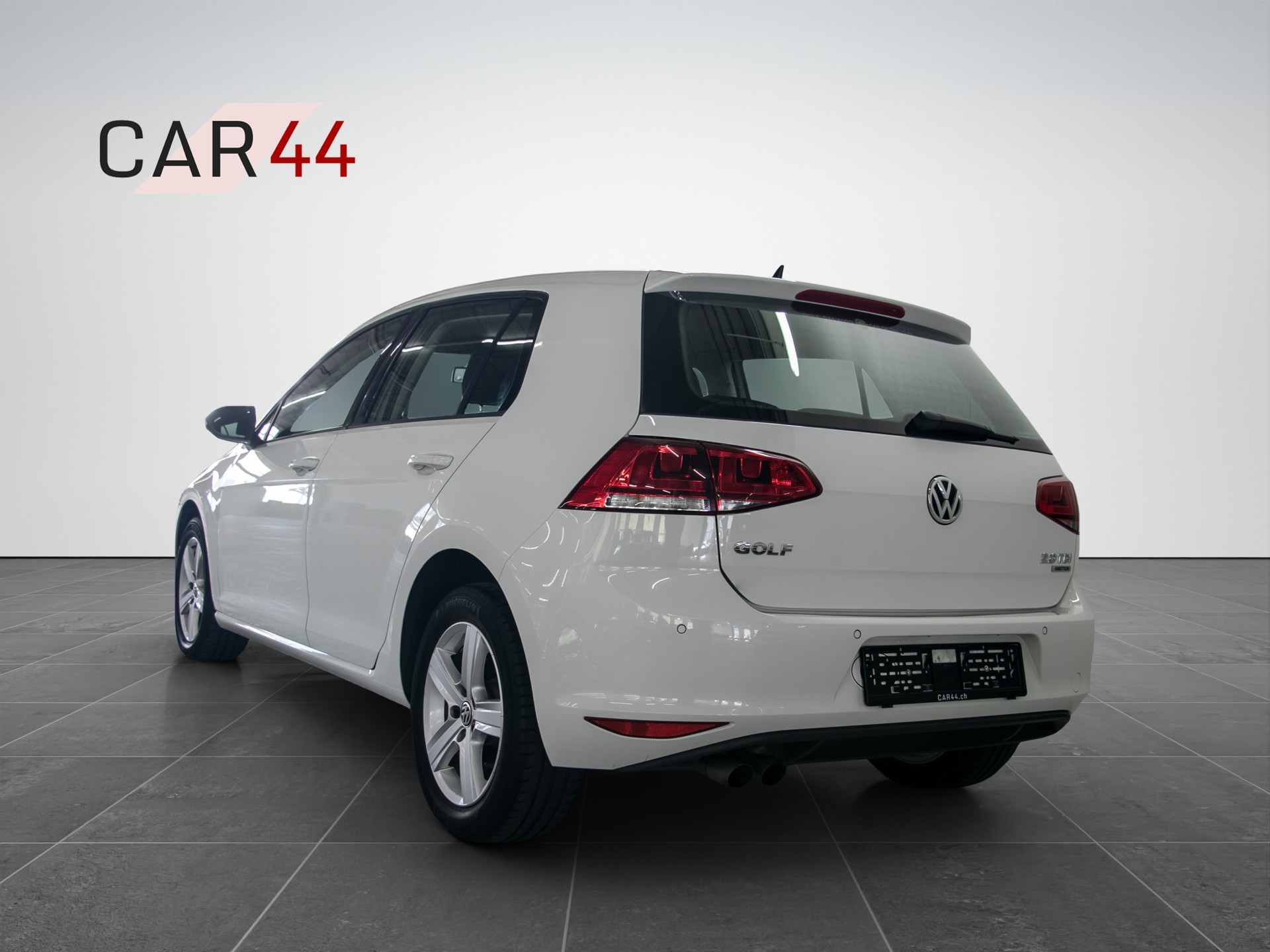 VW Golf 2.0 TDI Highline 4Motion-image-2