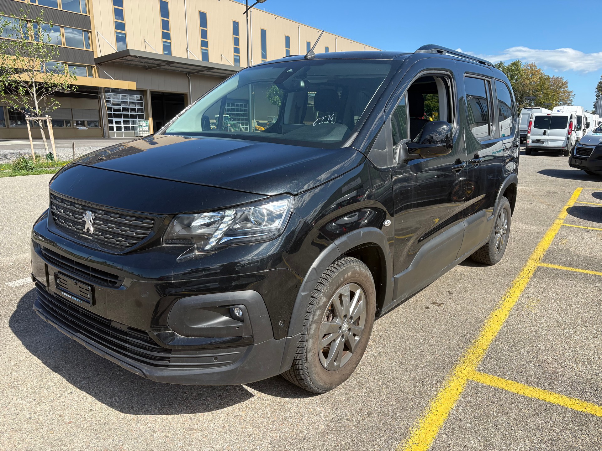 PEUGEOT Rifter 1.2 PureTech Allure EAT8
