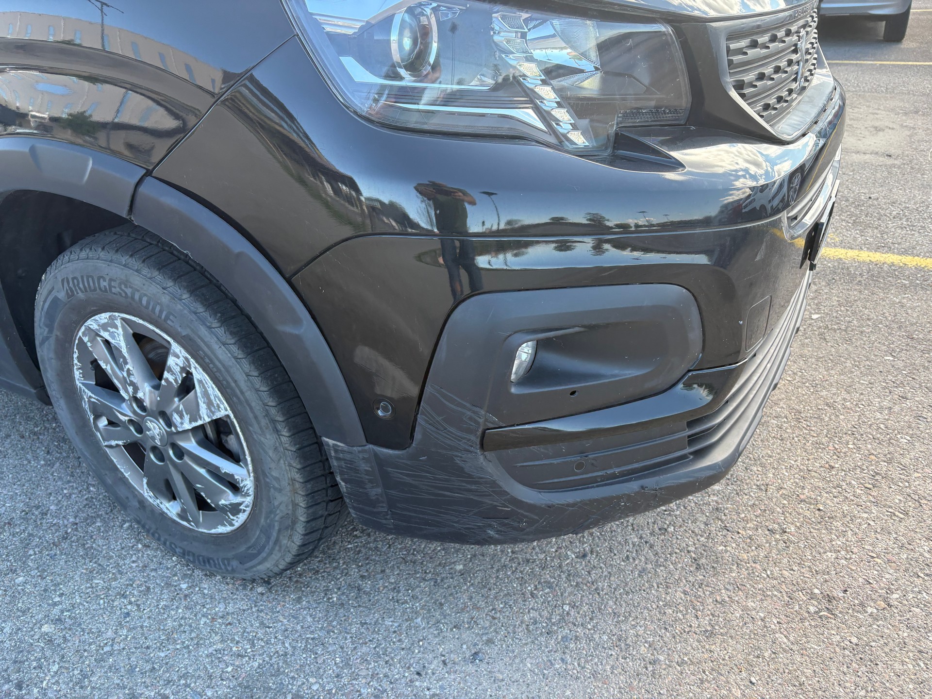 PEUGEOT Rifter 1.2 PureTech Allure EAT8-image-10
