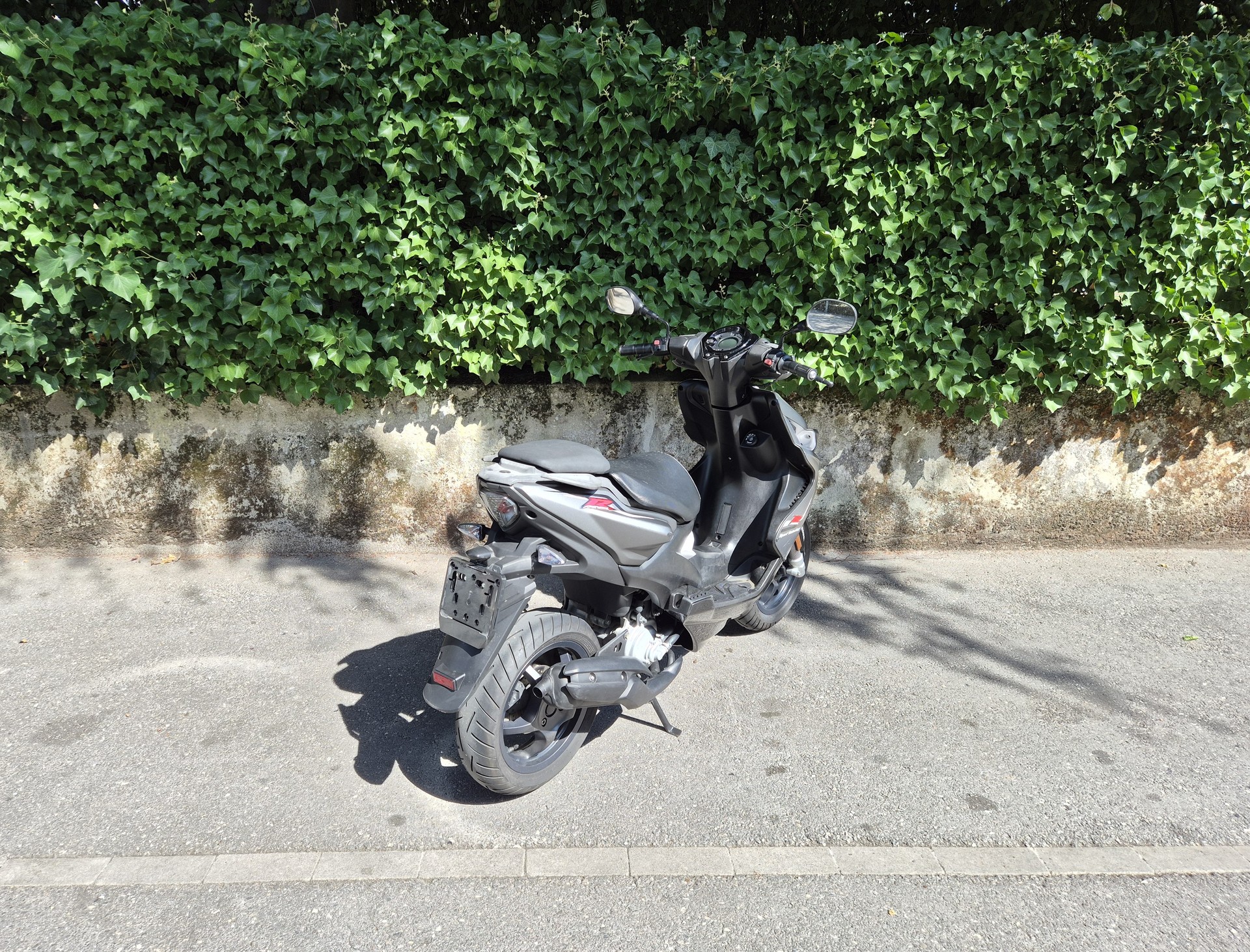 YAMAHA Aerox R NS 50-showroom-element-1