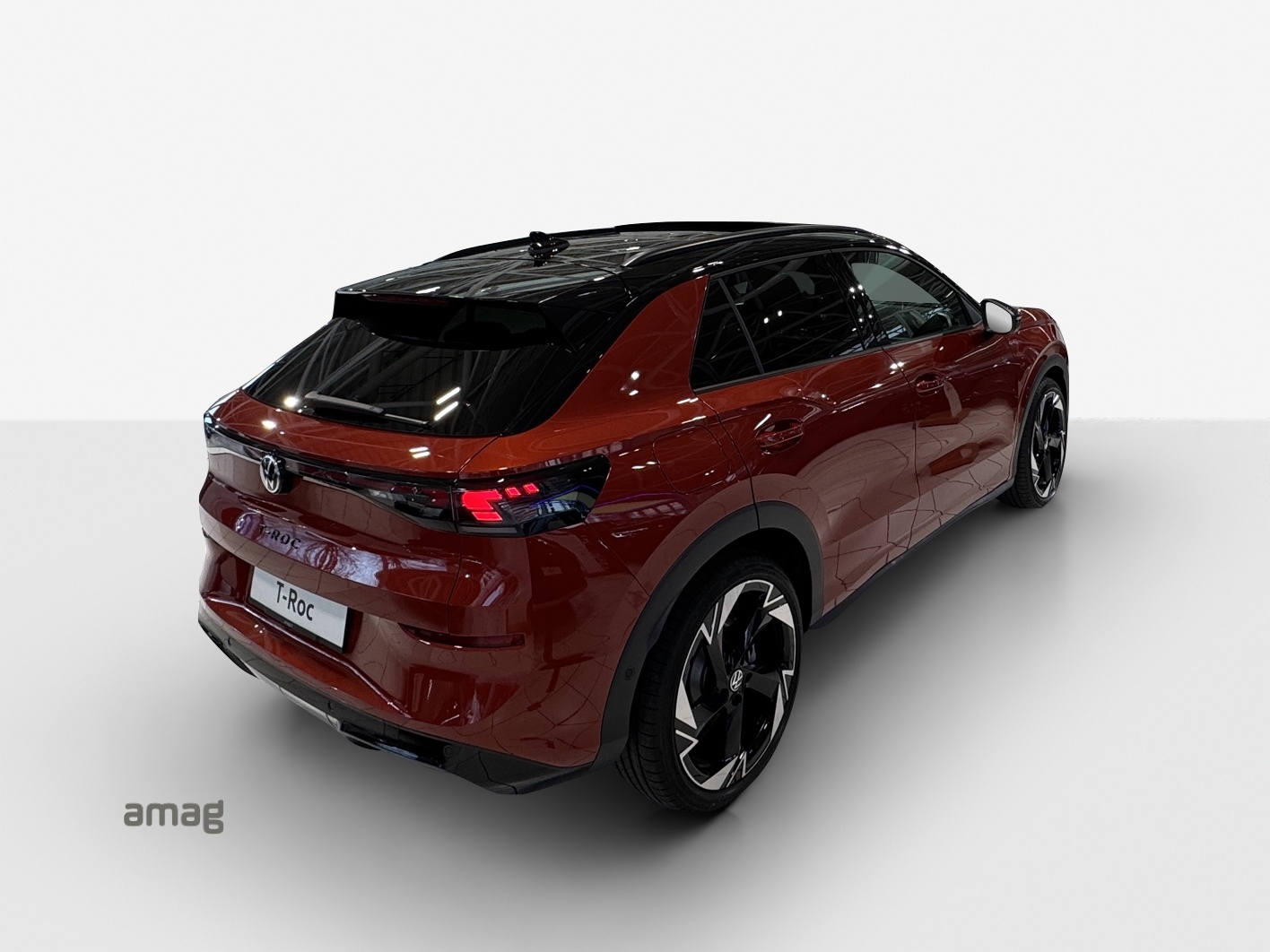 VW T-Roc 1.5 eTSI mHEV R-Line DSG-image-4
