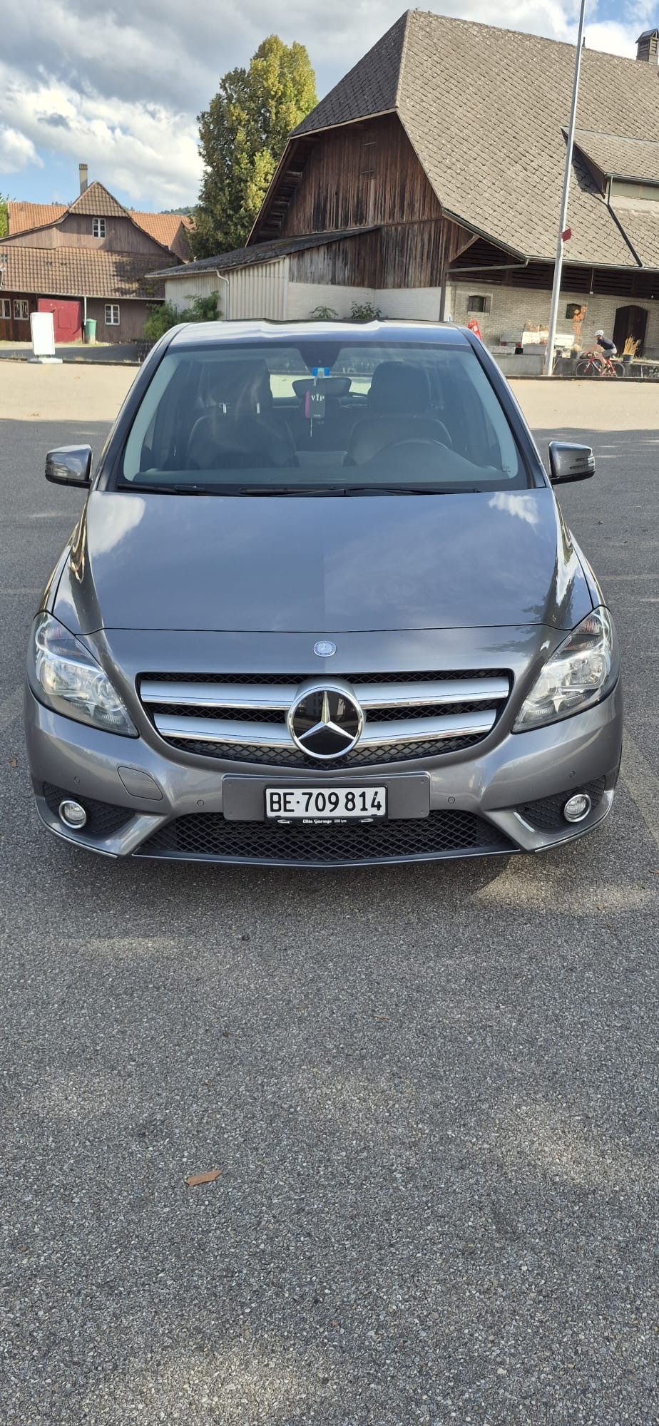 MERCEDES-BENZ 200-image-0