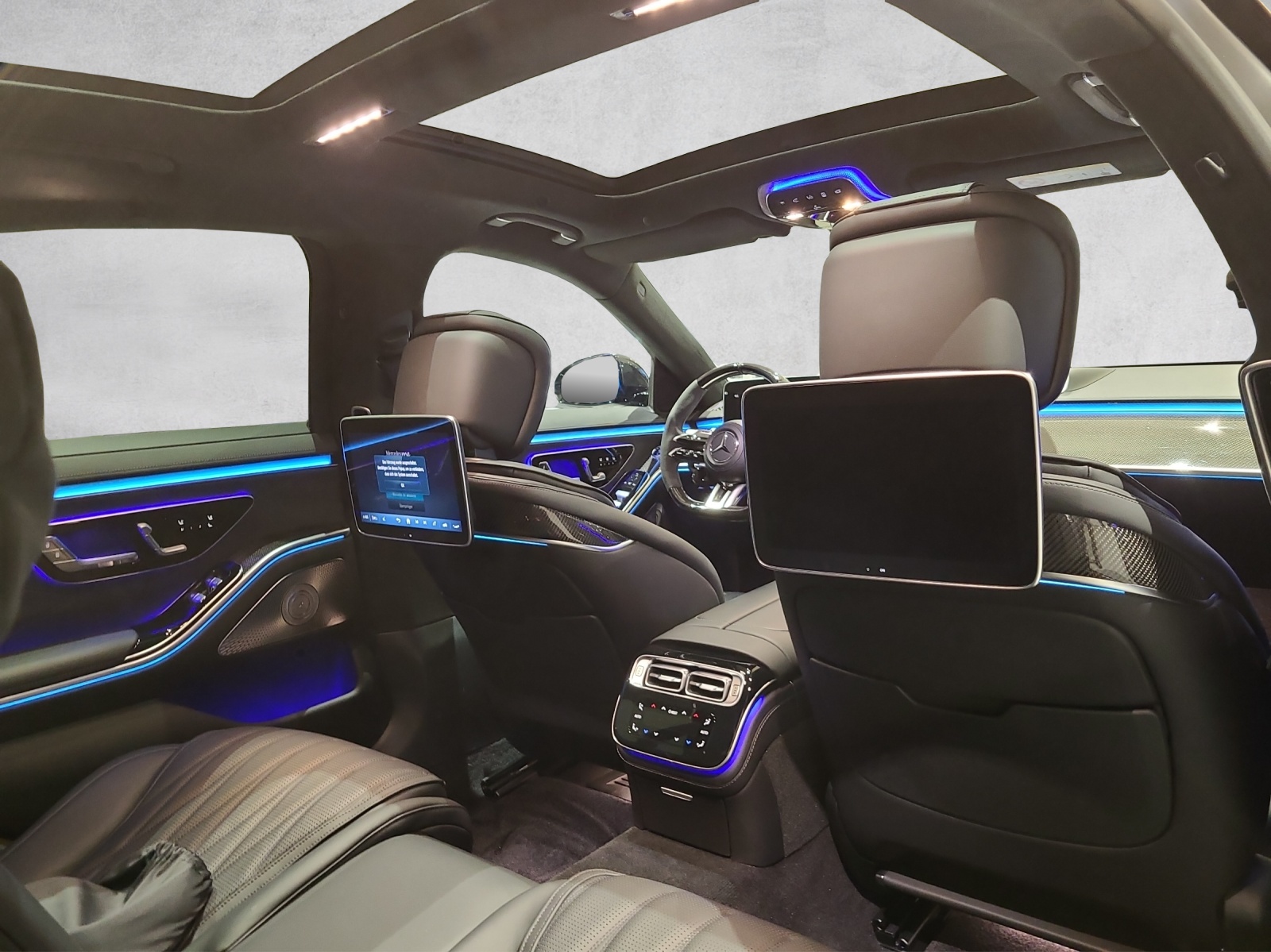 MERCEDES-BENZ S 63 V8 AMG E Performance 4matic+ lang-image-6