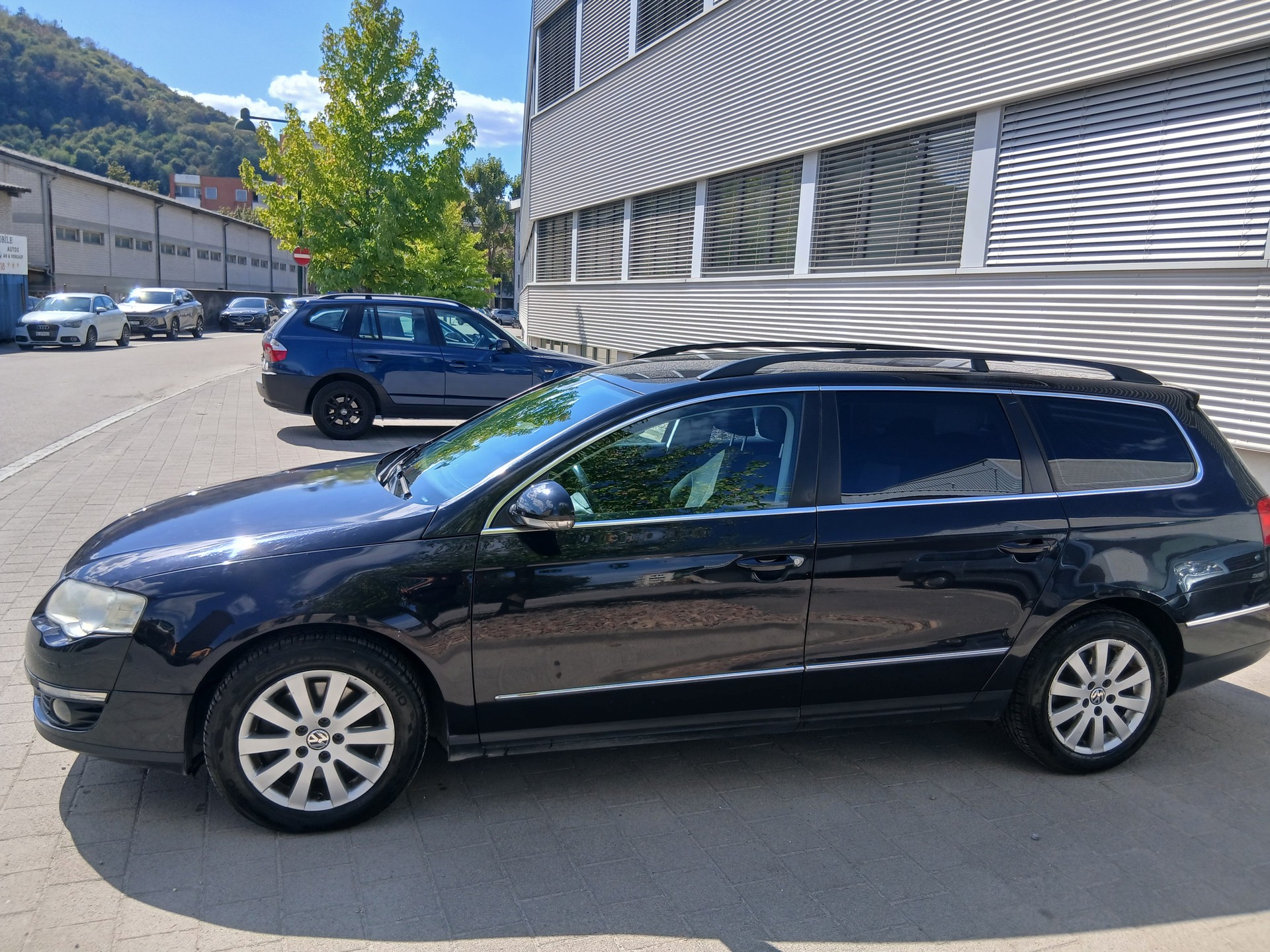 VW Passat Variant 2.0 TDI Trendline-image-1