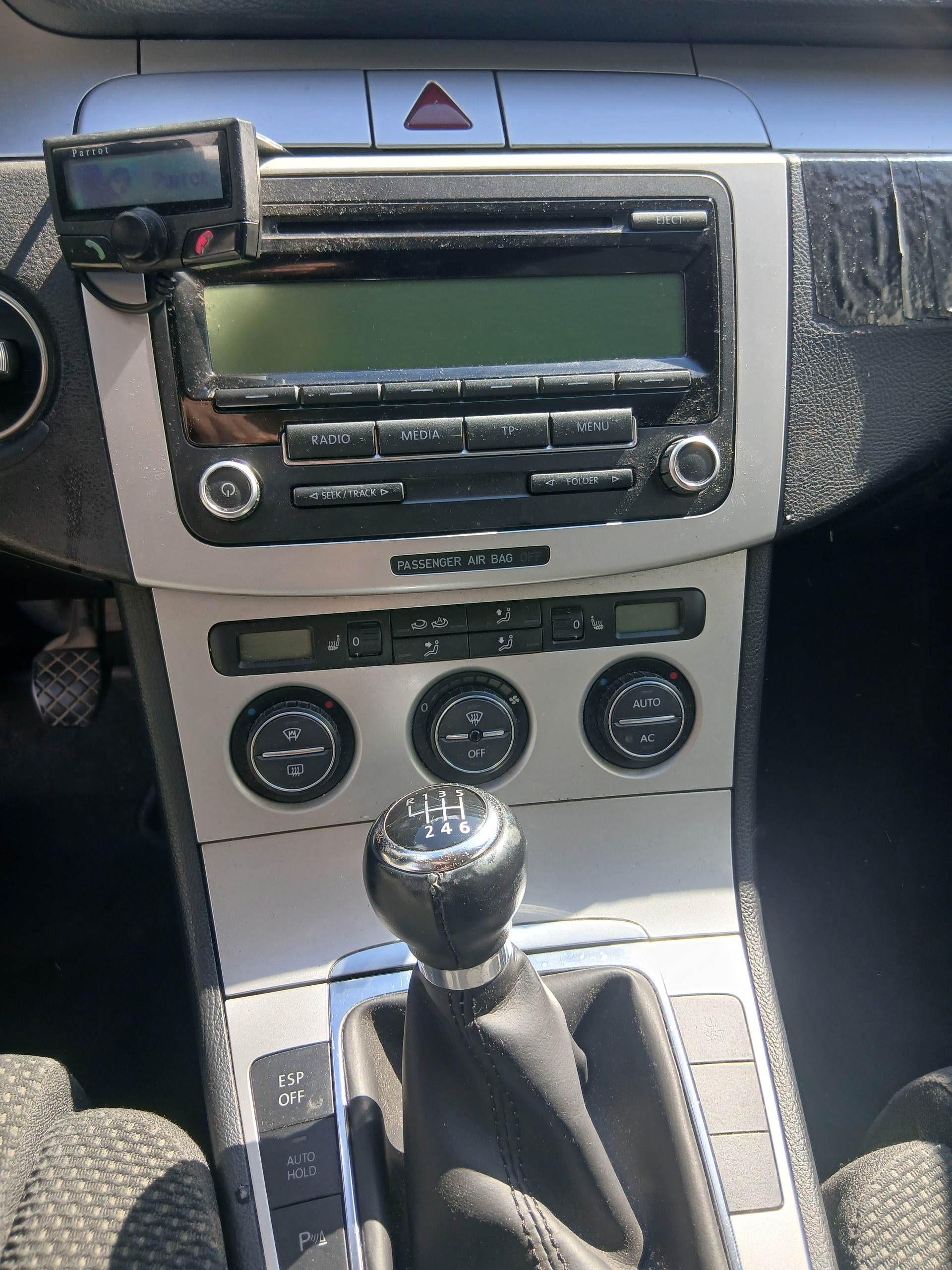 VW Passat Variant 2.0 TDI Trendline-image-10