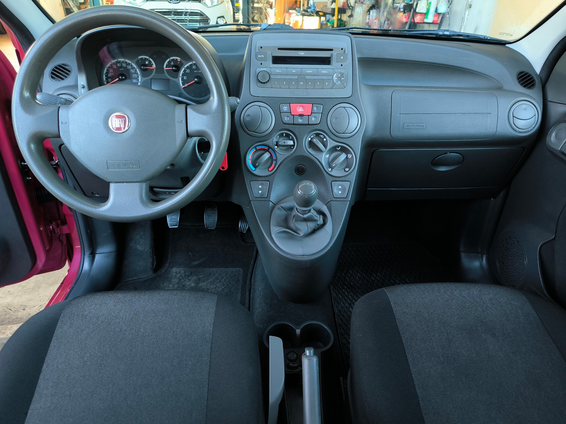 FIAT Panda 1.2 4x4 limitée à 30 km/h-image-9