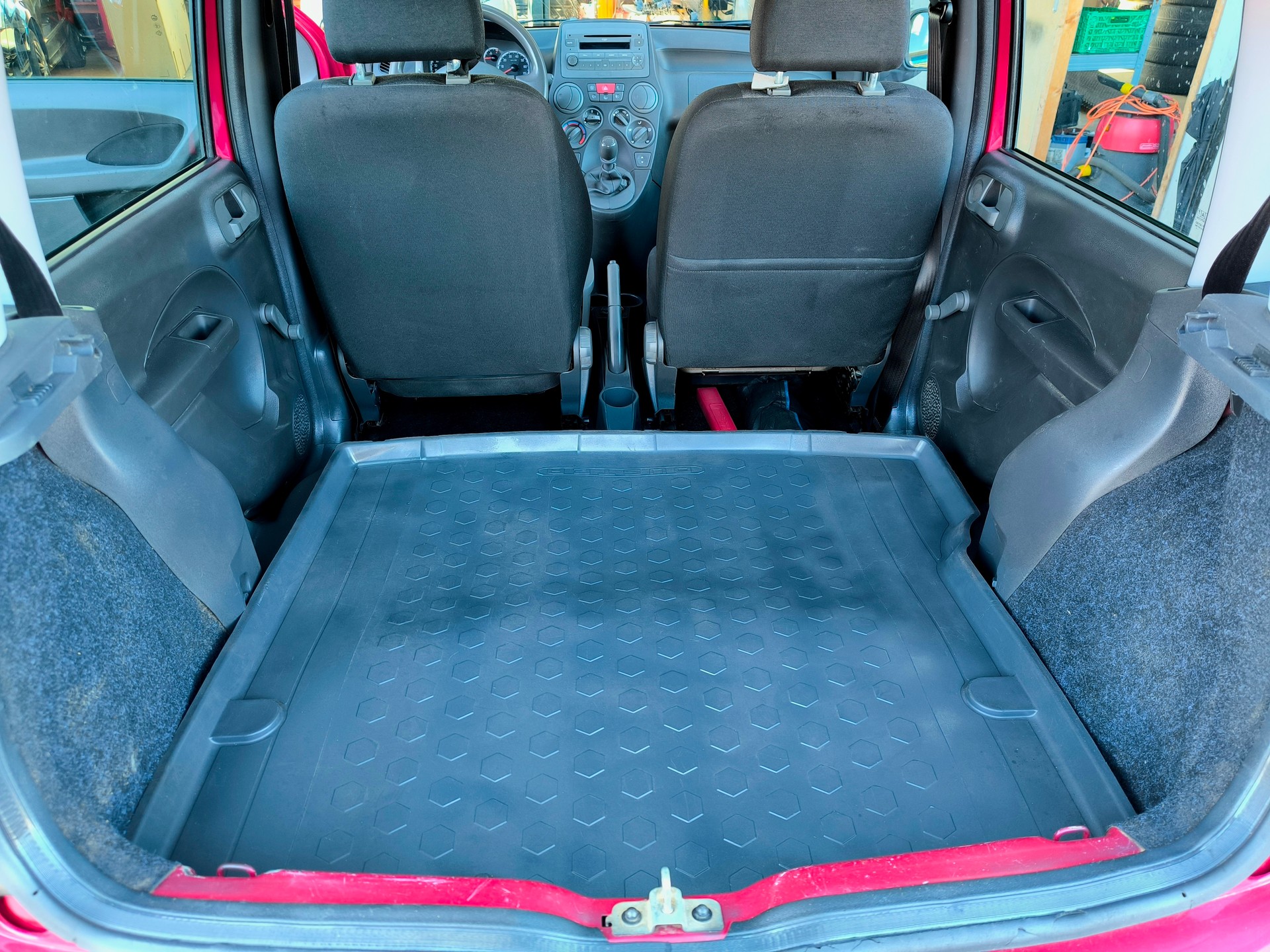 FIAT Panda 1.2 4x4 limitée à 30 km/h-image-11