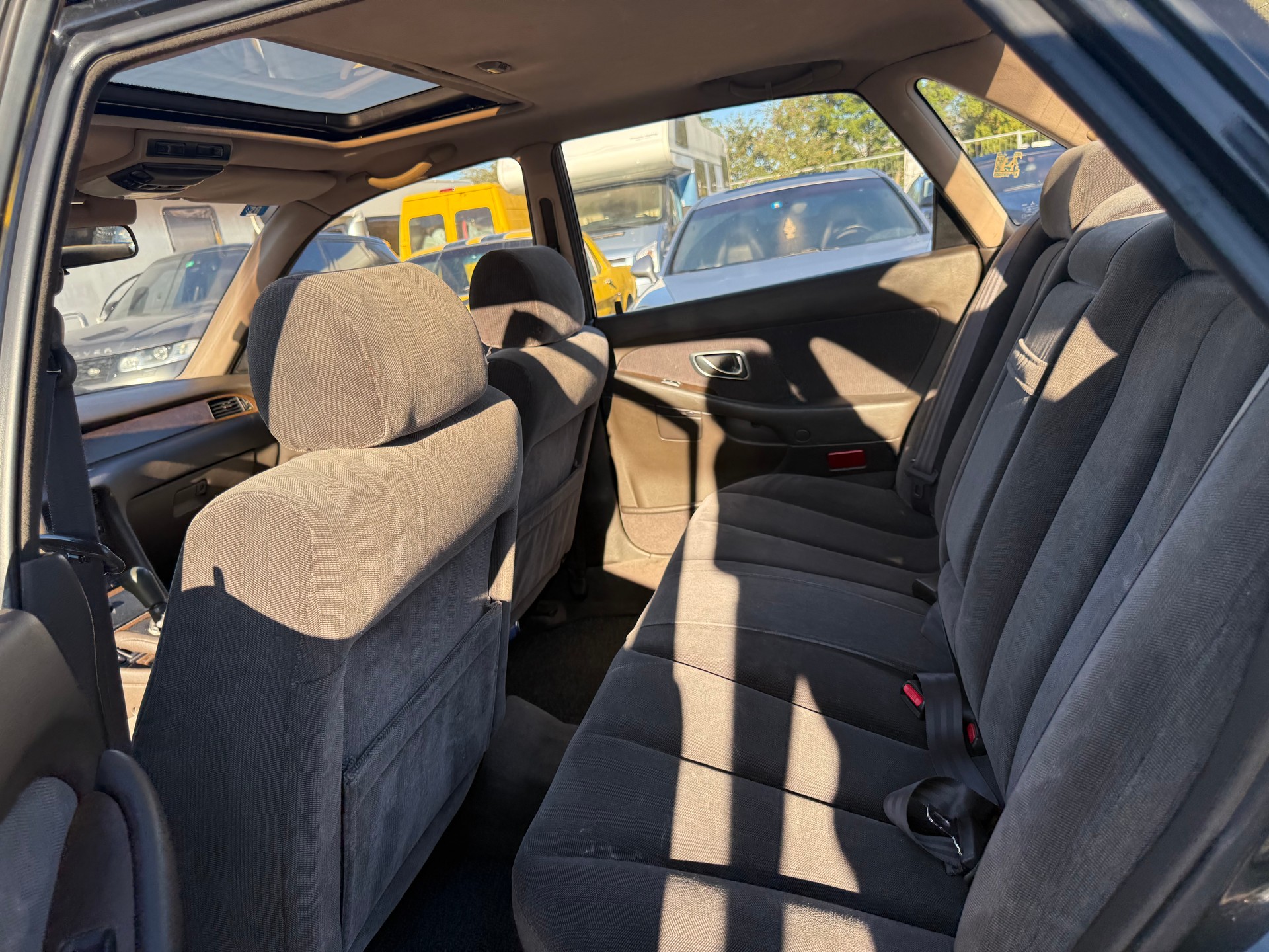 MITSUBISHI Sigma 3.0 V6-image-11