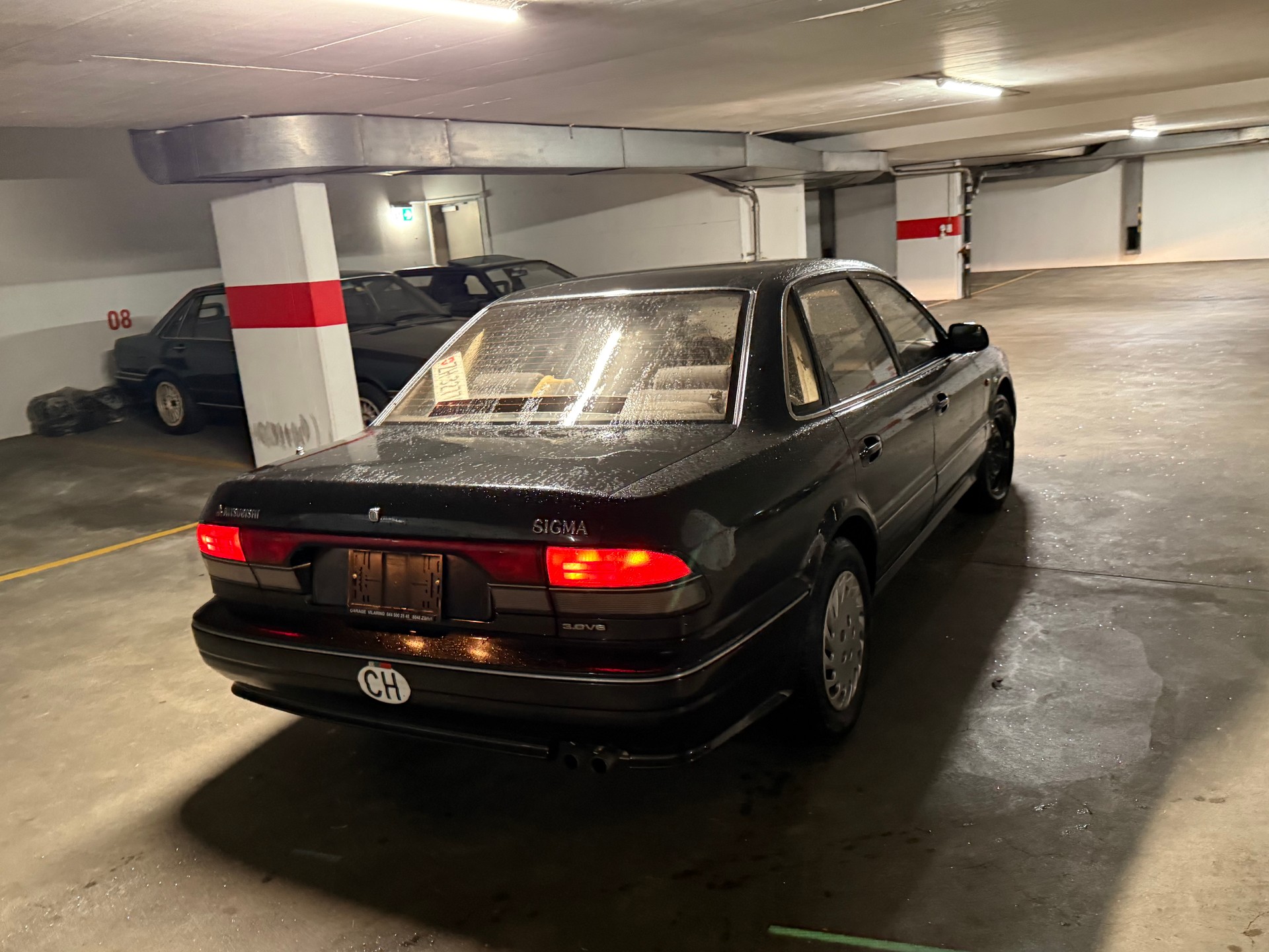 MITSUBISHI Sigma 3.0 V6-image-6