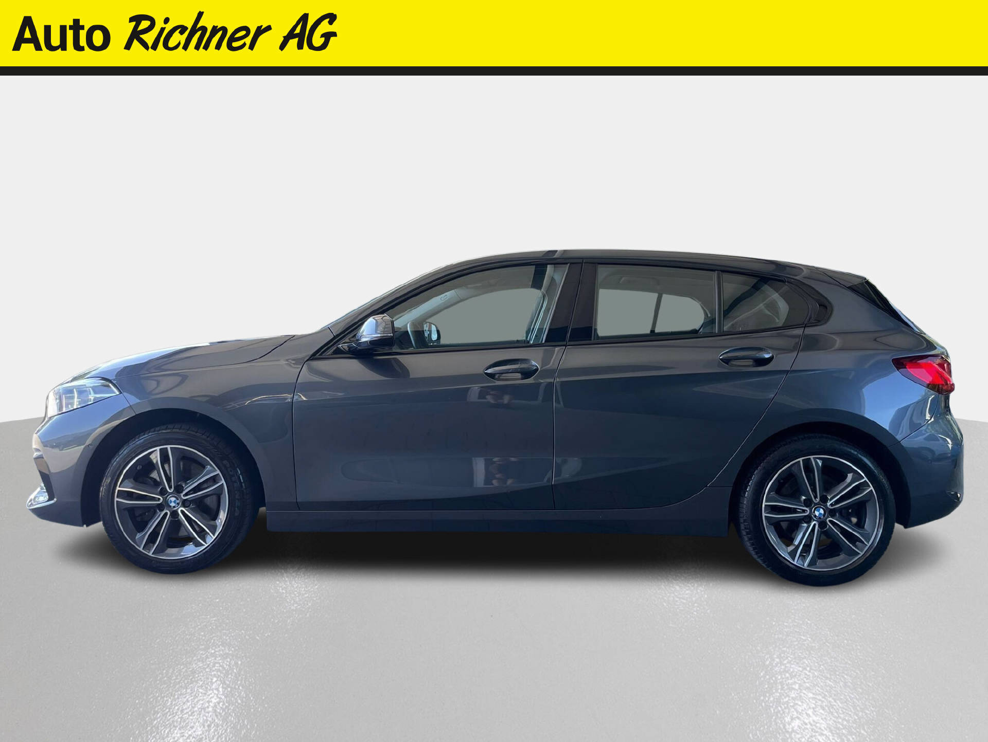 BMW 120d xDrive-image-2
