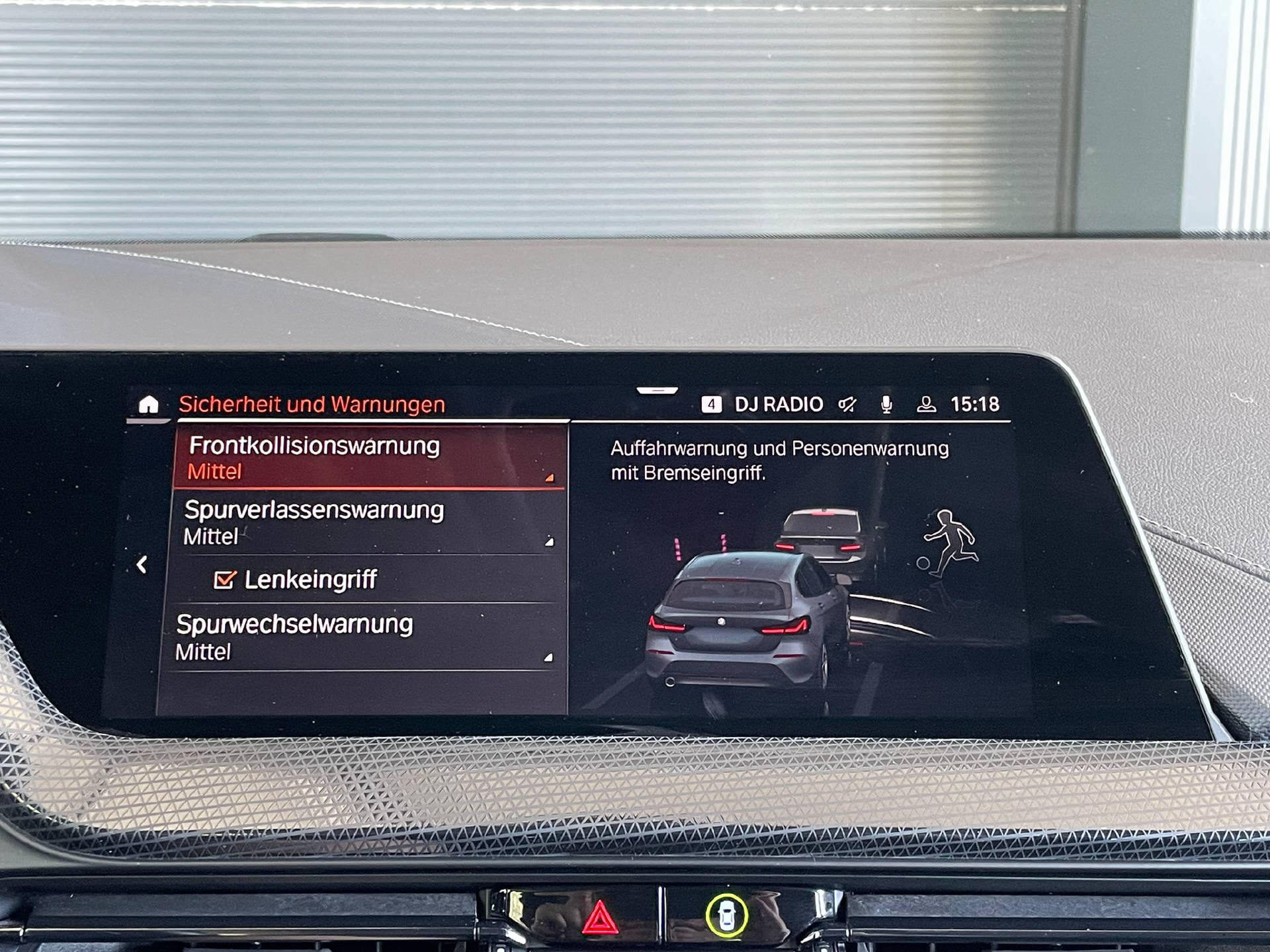 BMW 120d xDrive-image-11