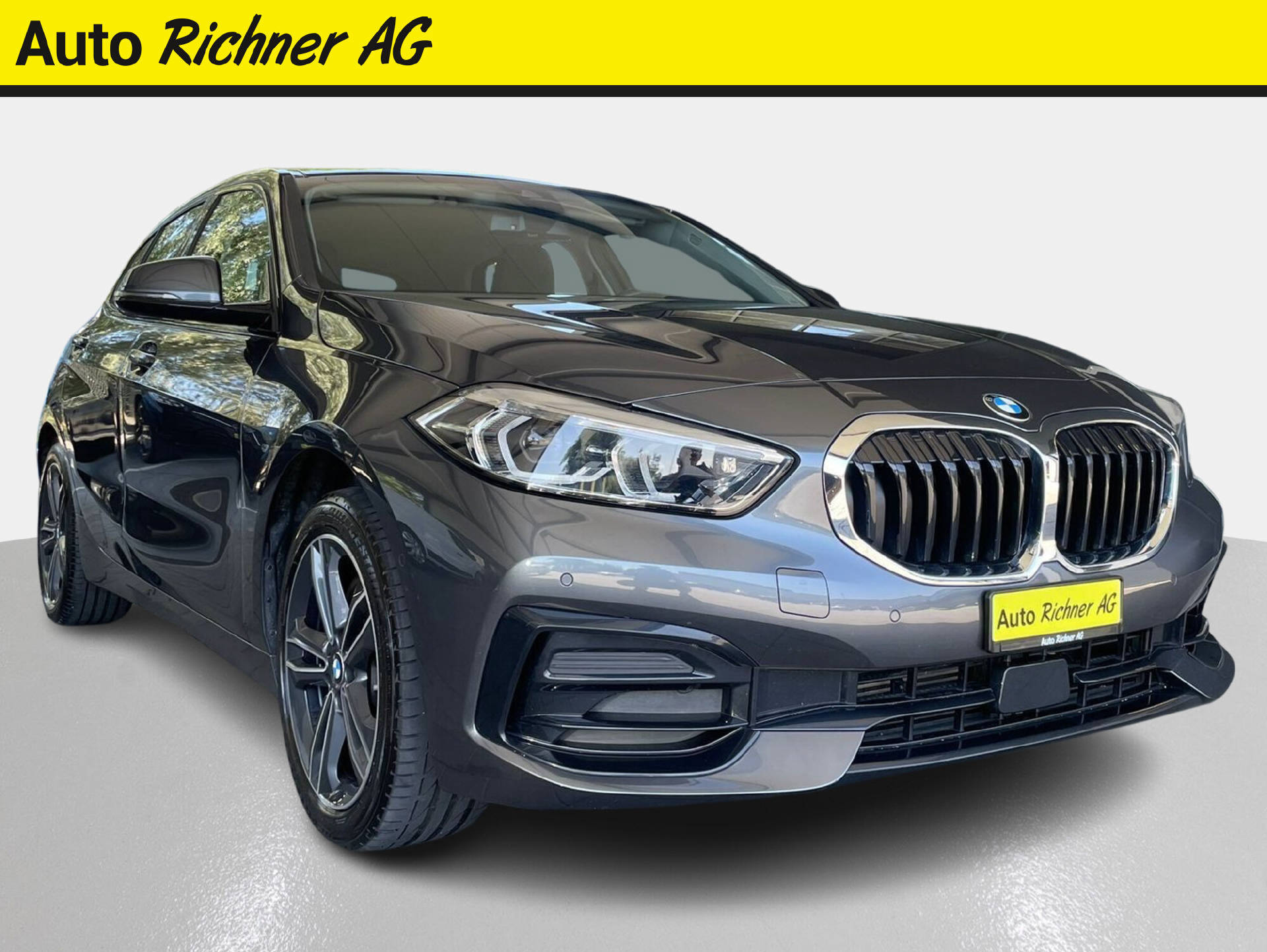 BMW 120d xDrive-image-0