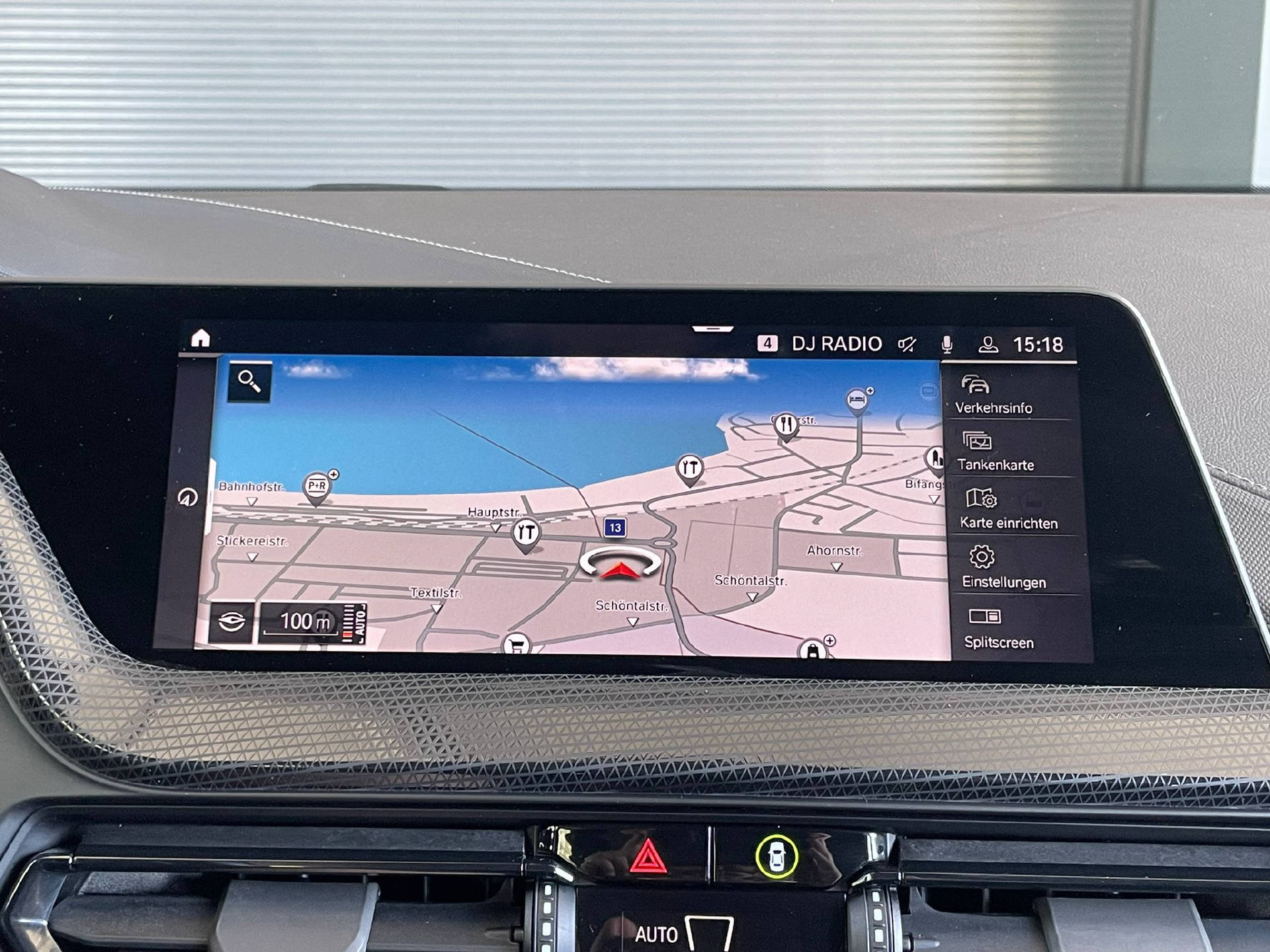 BMW 120d xDrive-image-13