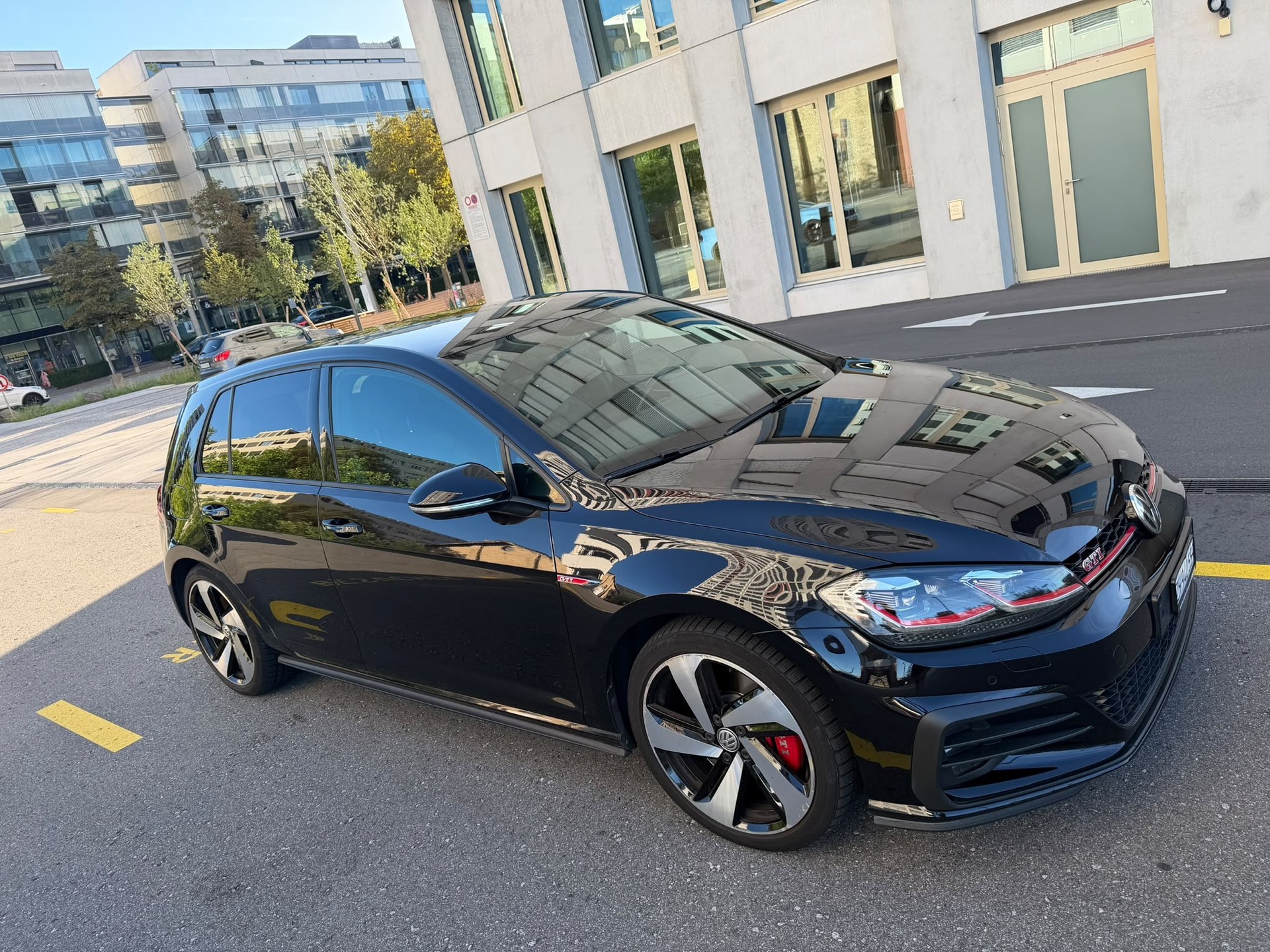 VW 2.0 TSI GTI Performance DSG-image-0