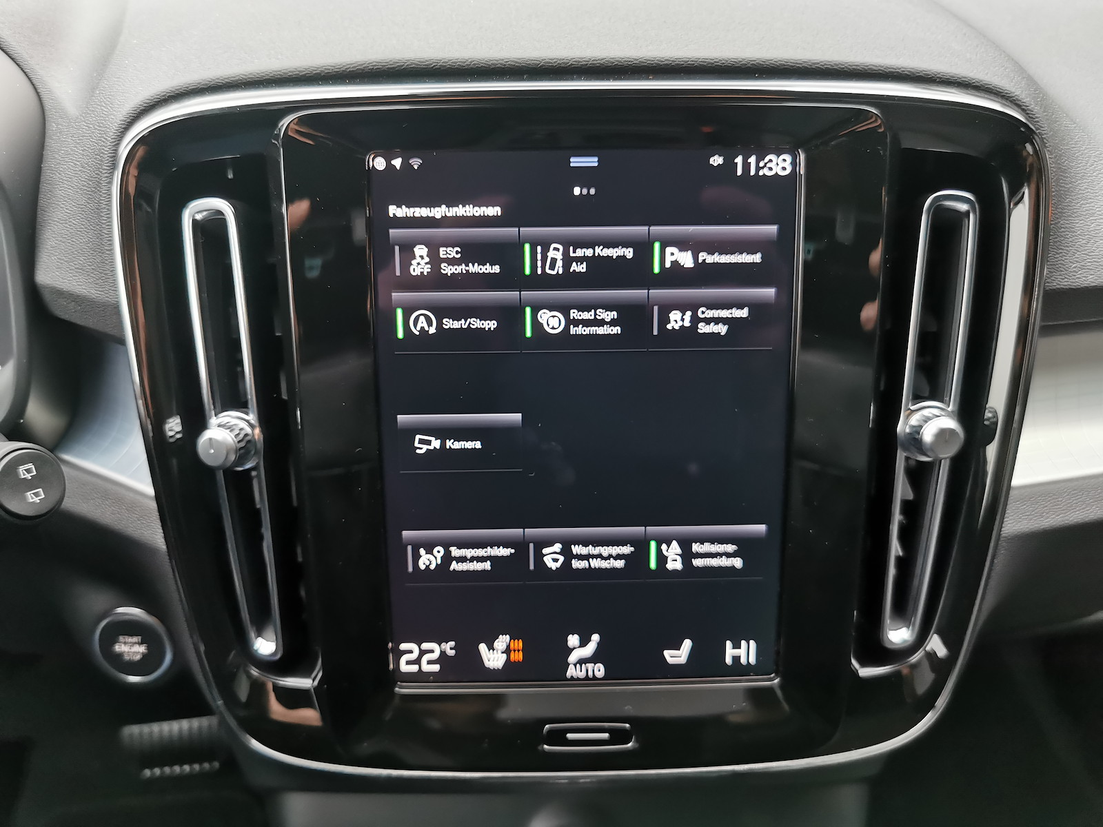 VOLVO XC40 1.5 T2 XCITE-image-10