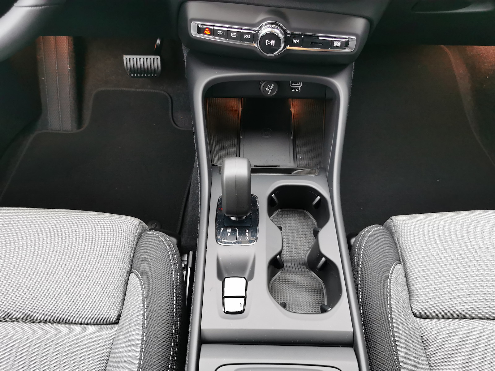 VOLVO XC40 1.5 T2 XCITE-image-12