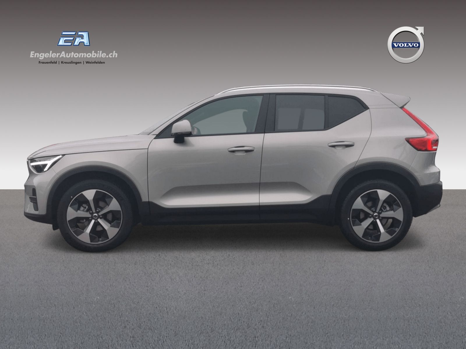 VOLVO XC40 1.5 T2 XCITE-image-2