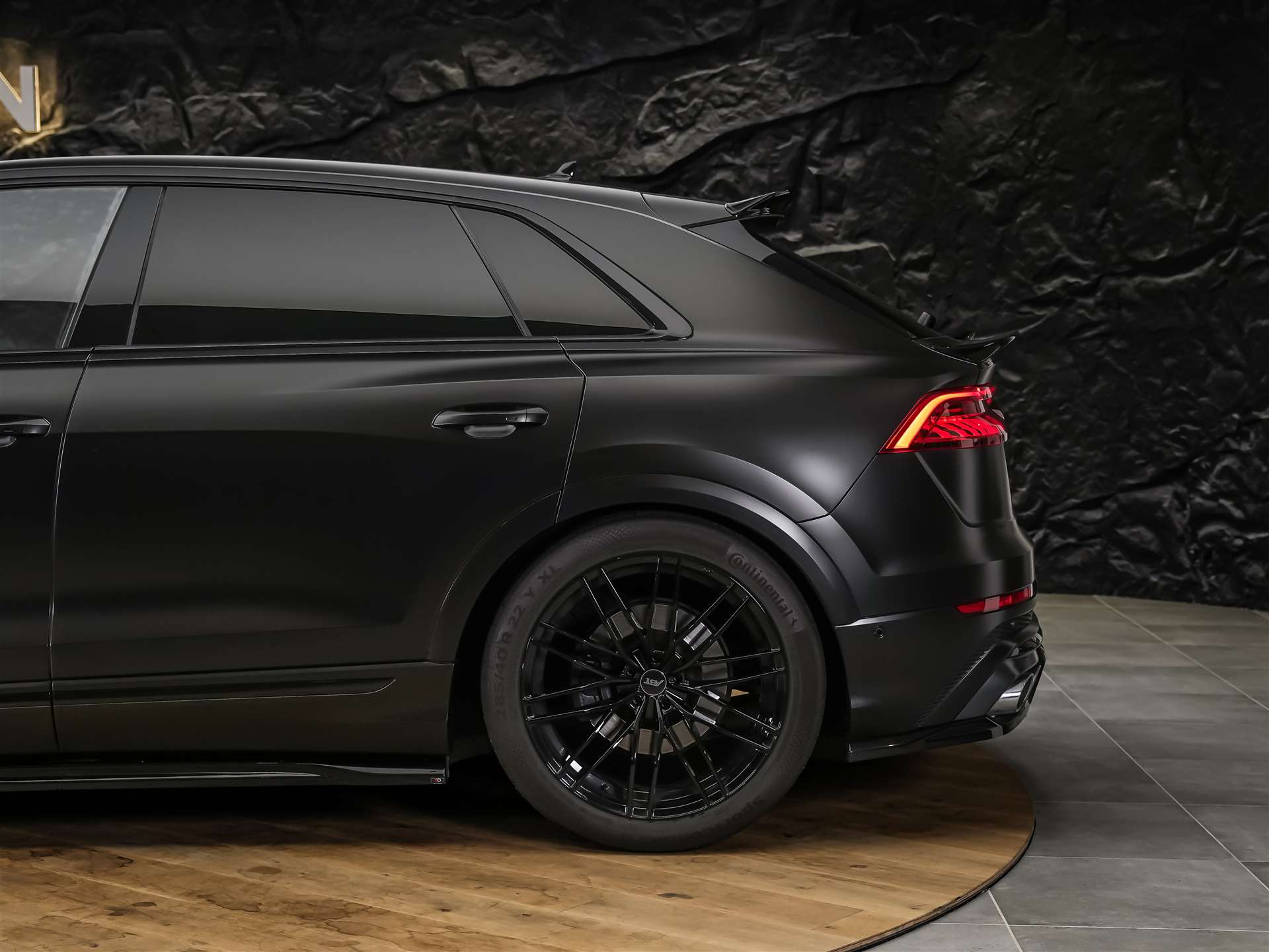 AUDI SQ8 TFSI quattro tiptronic *Maxton Body Kit*B&O*Standheizung*AHK*-image-17