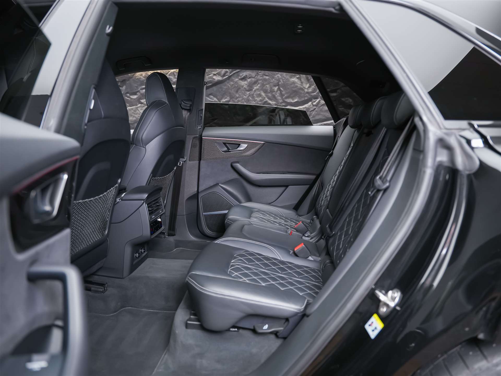 AUDI SQ8 TFSI quattro tiptronic *Maxton Body Kit*B&O*Standheizung*AHK*-image-12