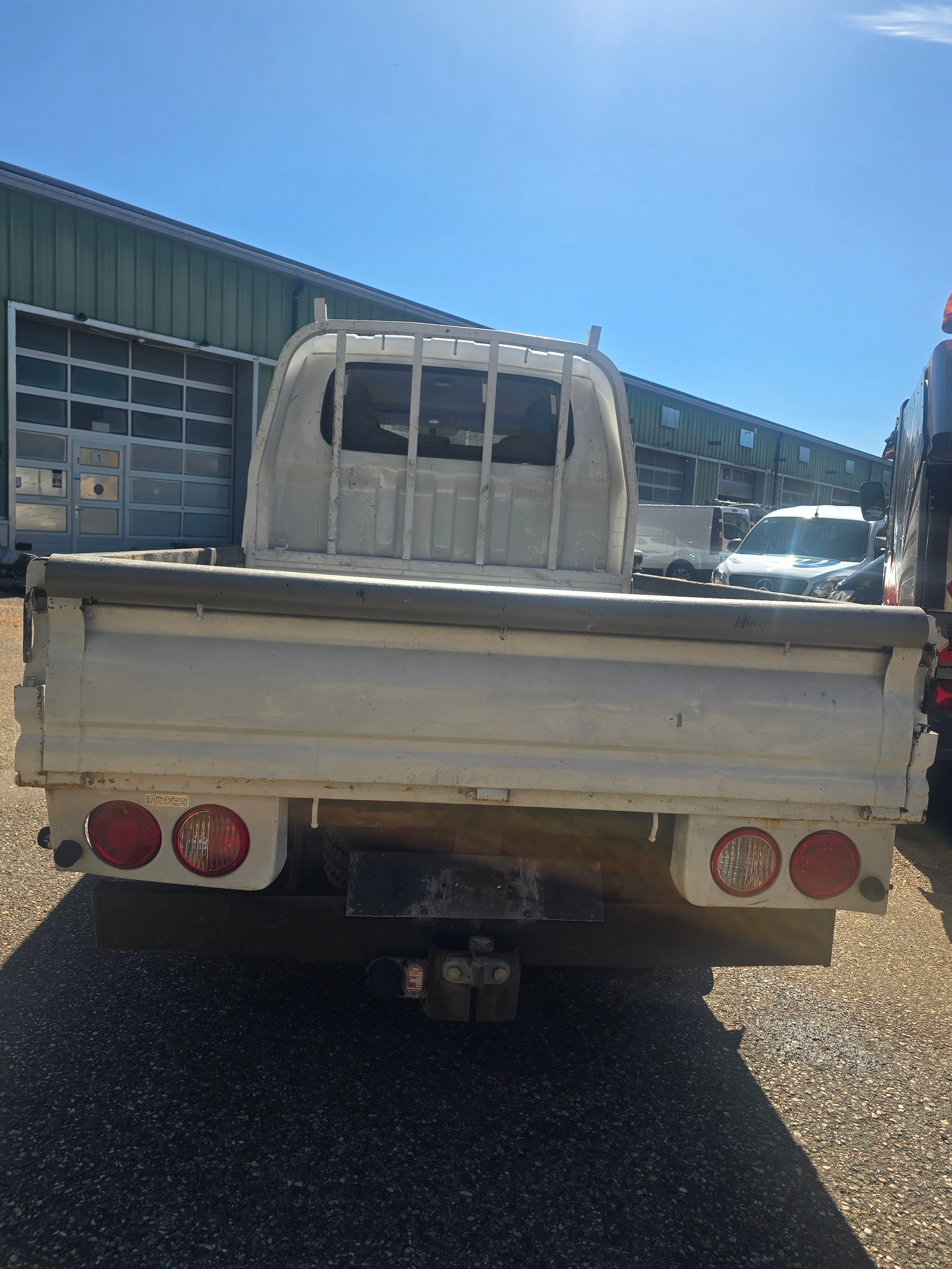 KIA K2500 TCi-image-4