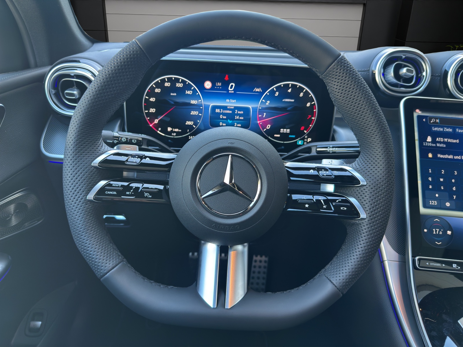 Image MERCEDES-BENZ GLC-200 GLC 200 4Matic 9G-Tronic