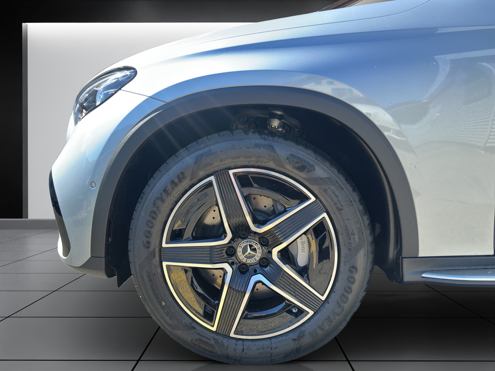 MERCEDES-BENZ GLC 200 4Matic 9G-Tronic-image-6