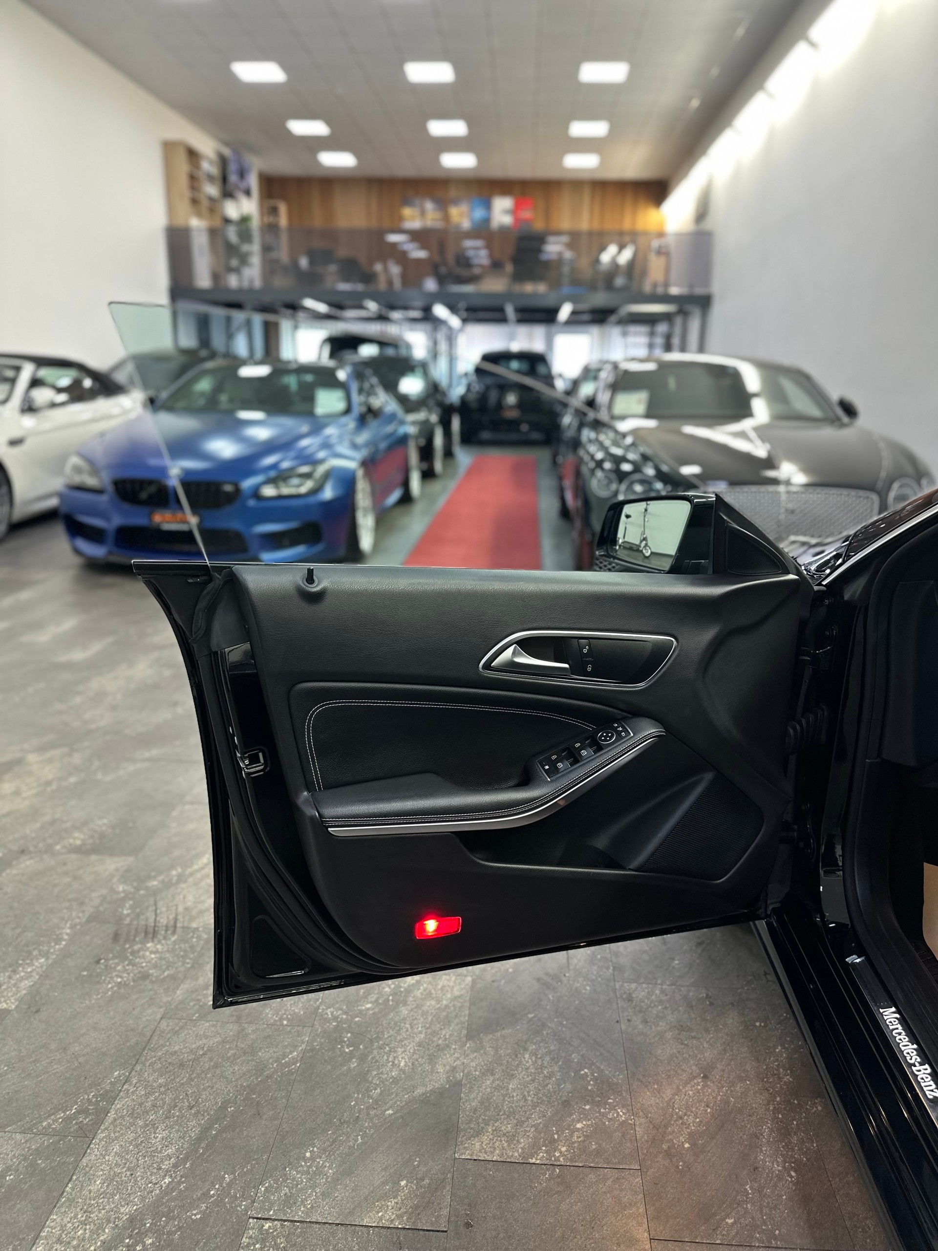 MERCEDES-BENZ CLA Shooting Brake 250 Urban 7G-DCT-image-16
