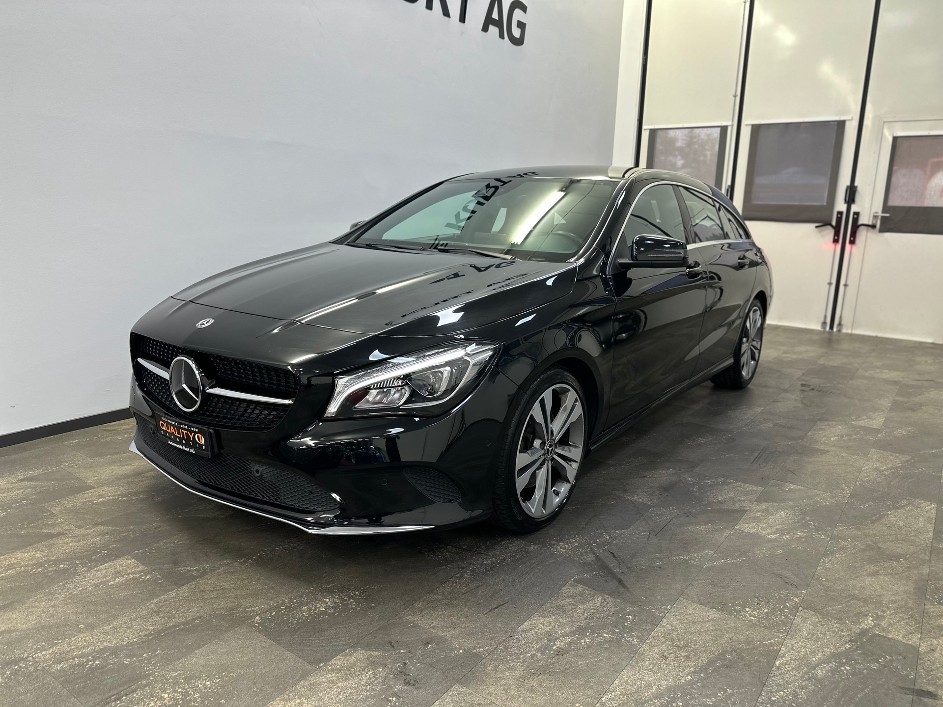 MERCEDES-BENZ CLA Shooting Brake 250 Urban 7G-DCT-image-5