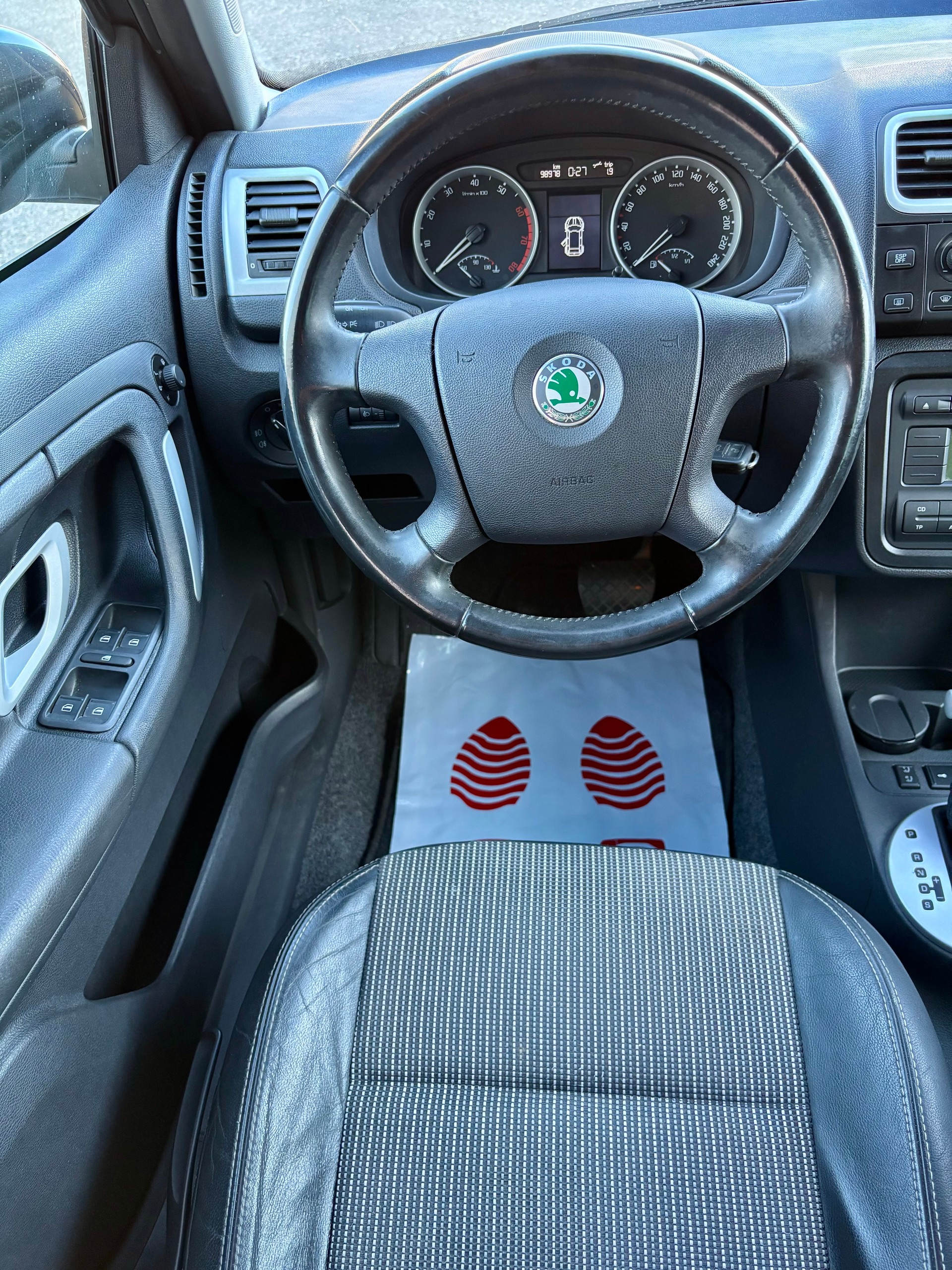 SKODA Fabia 1.6 Classic AUTOMATIK Tip-Tronic-image-7