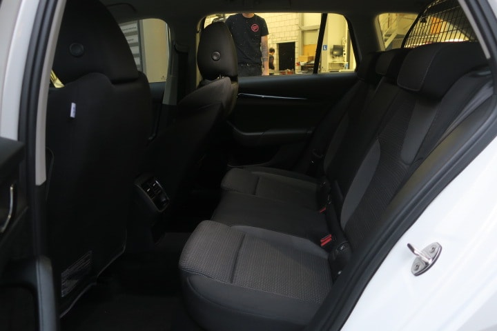 SKODA Octavia Combi 2.0 TDI DSG Ambition 4x4-image-7