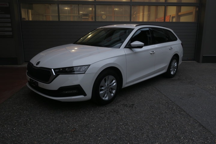 SKODA Octavia Combi 2.0 TDI DSG Ambition 4x4-image-0