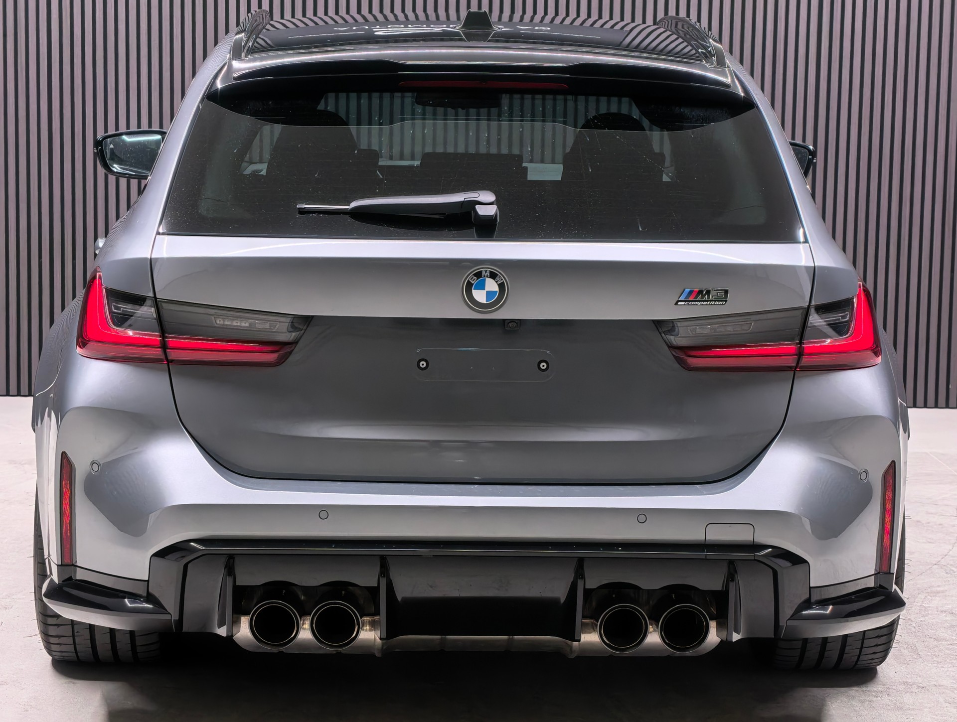 BMW M3 Touring xDrive Competition M-image-3