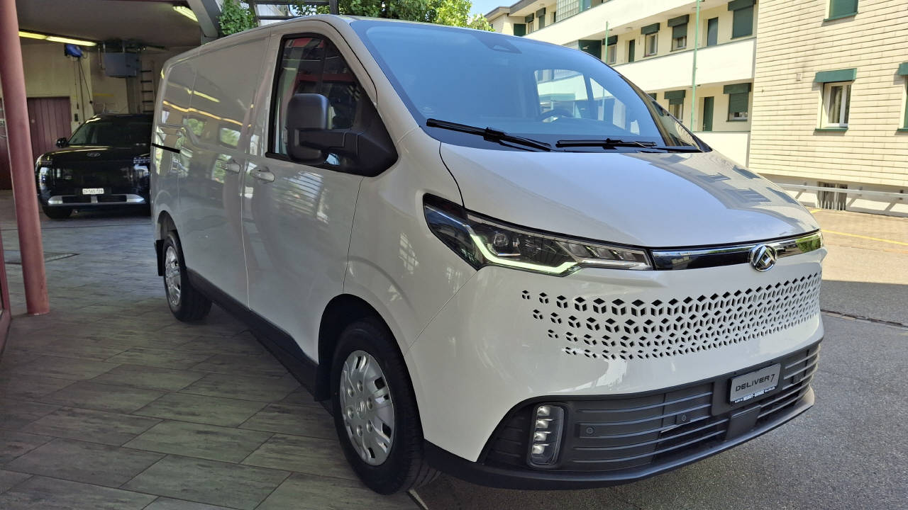MAXUS Deliver 7 Kaw. L1H1 2.0 TD Base-image-2
