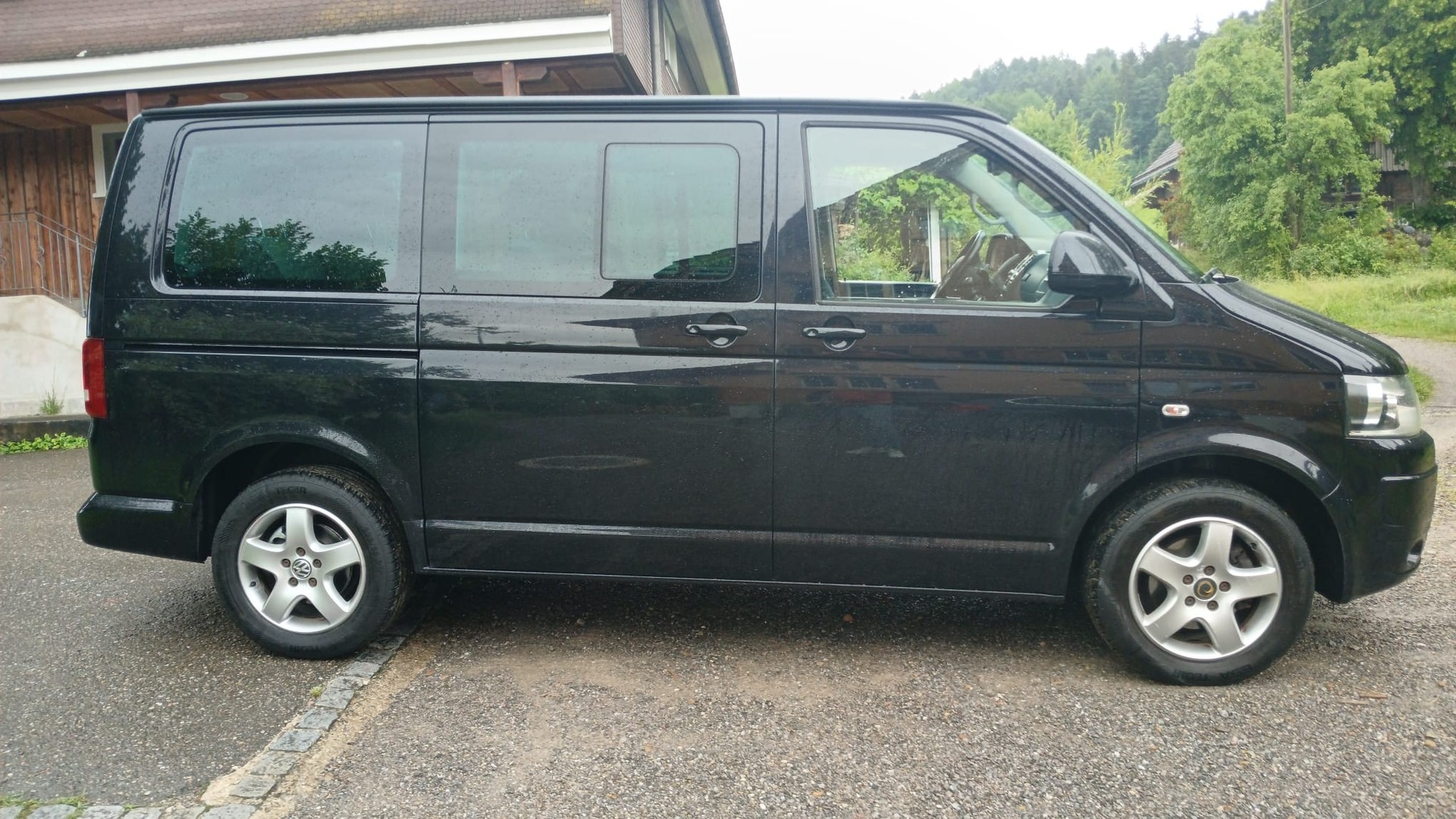 VW Multivan-image-3