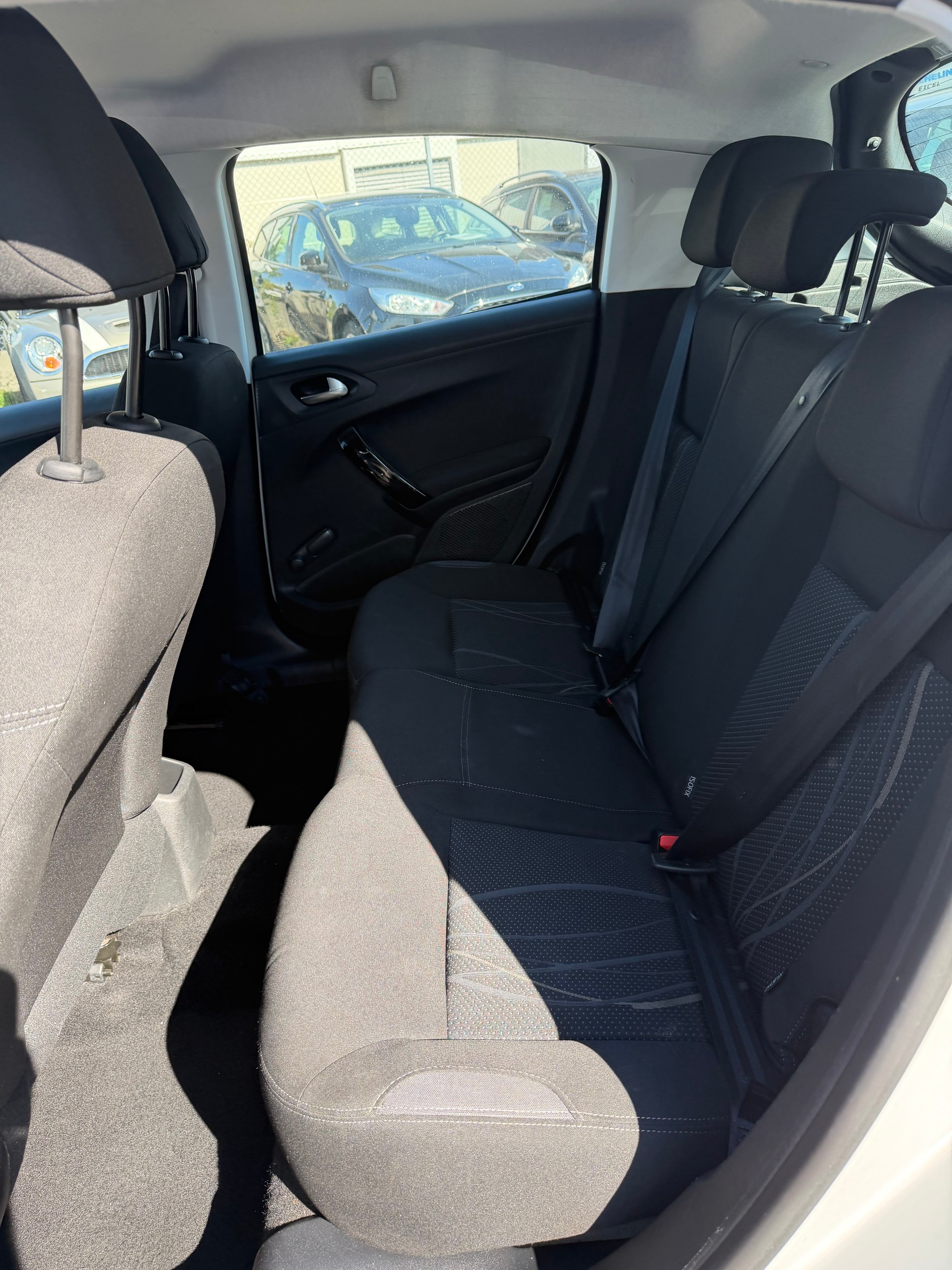 PEUGEOT 208 1.2 VTI Access-image-11