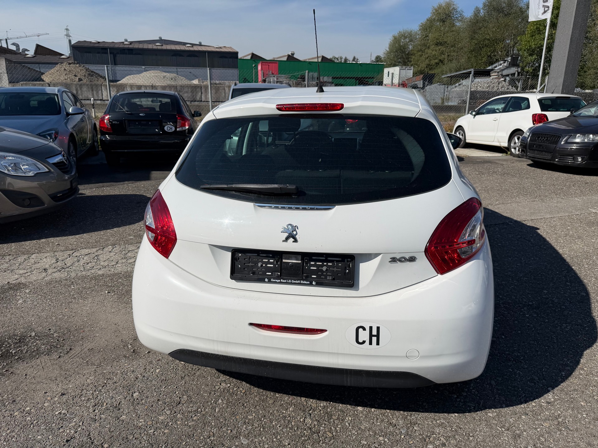 PEUGEOT 208 1.2 VTI Access-image-5