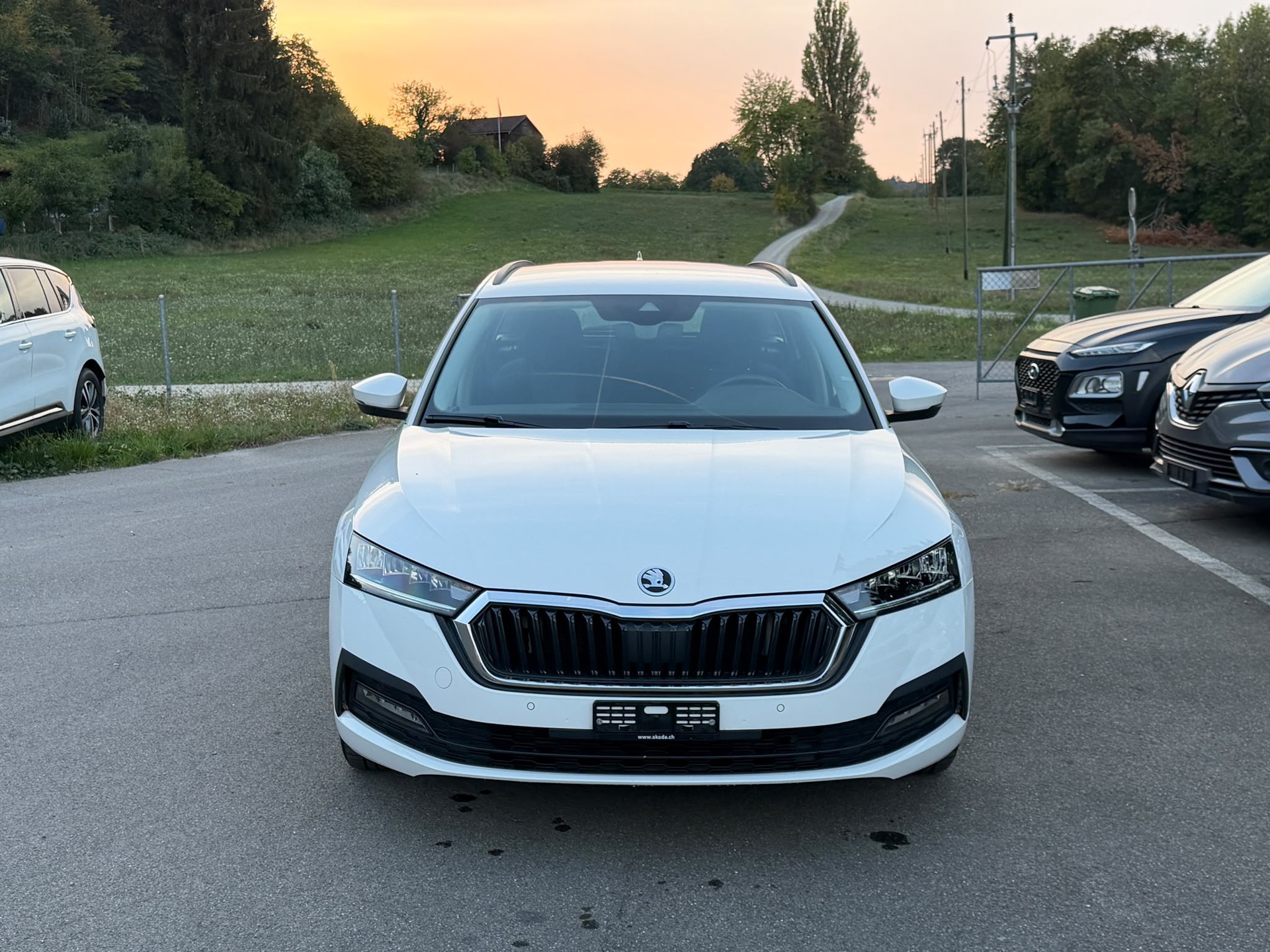 SKODA Octavia Combi 2.0 TDI DSG Ambition 4x4-image-1