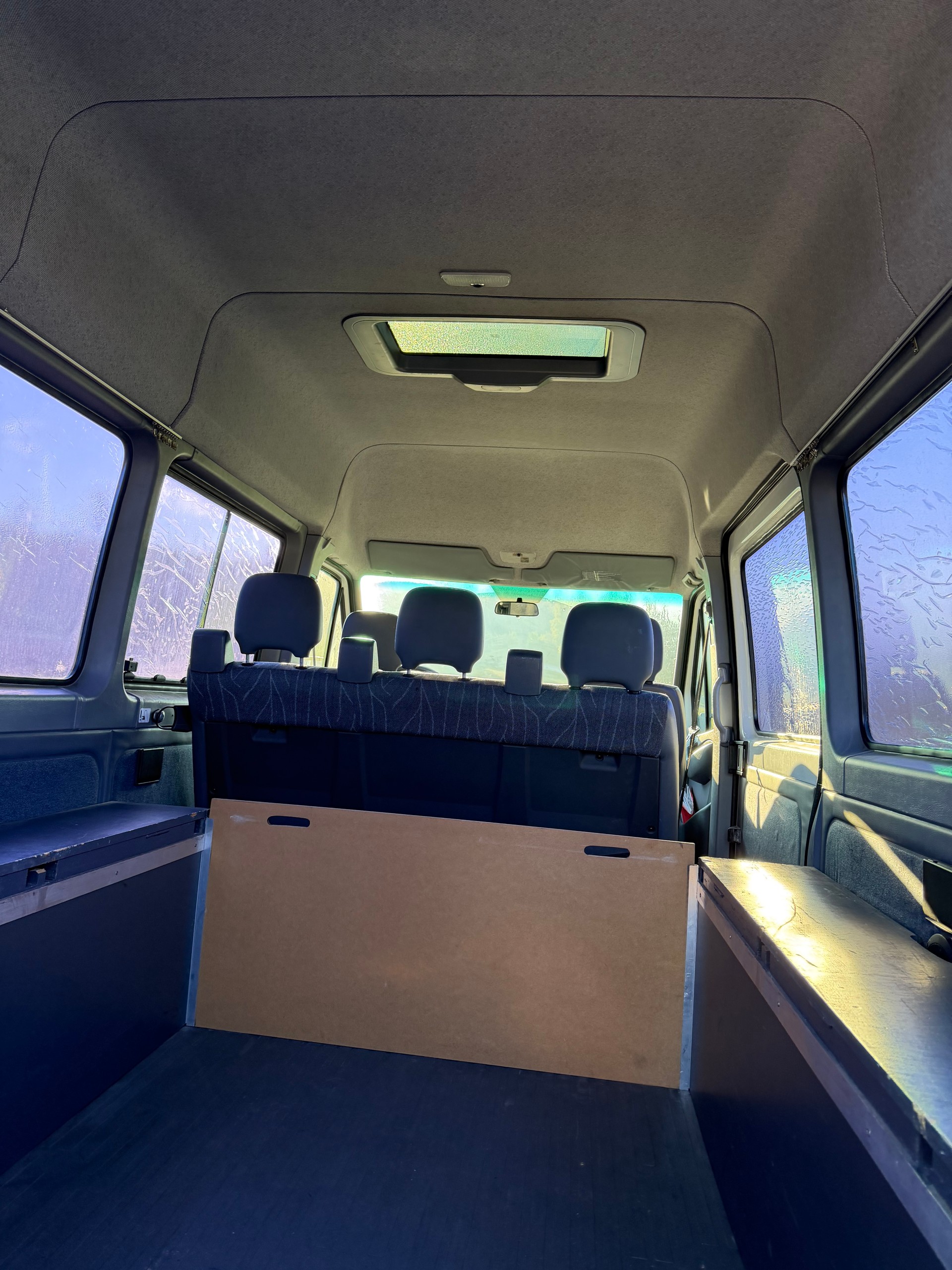 MERCEDES-BENZ Sprinter 216 CDI L-image-9