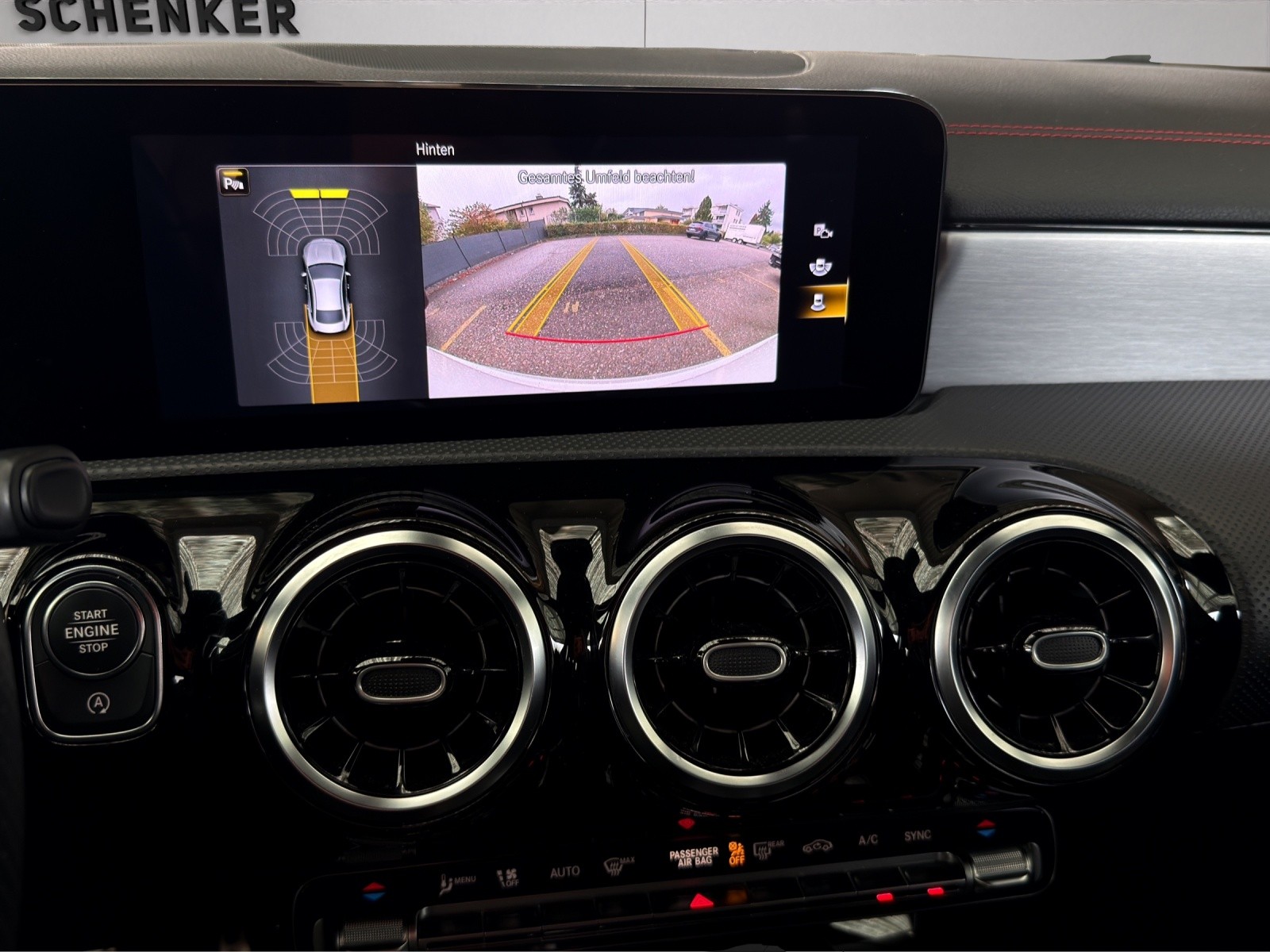 MERCEDES-BENZ CLA 200 AMG Line 7G-DCT-image-16