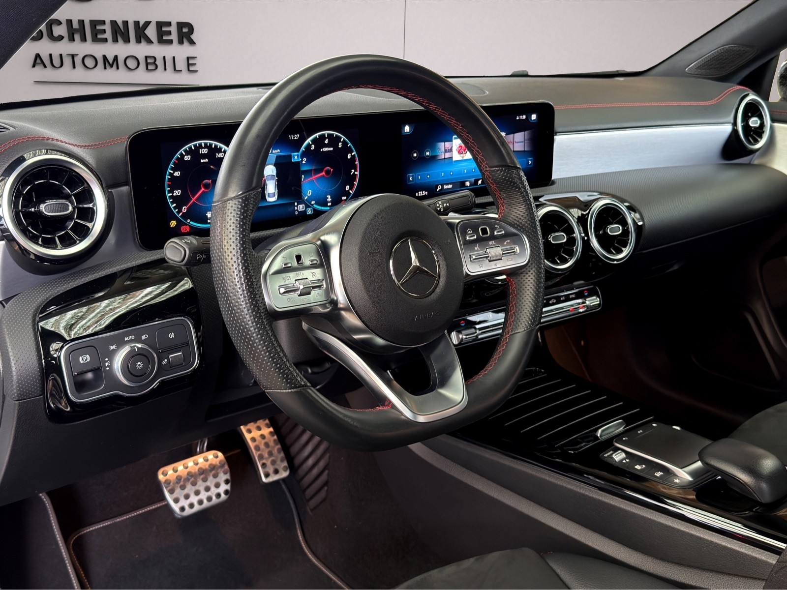 MERCEDES-BENZ CLA 200 AMG Line 7G-DCT-image-8