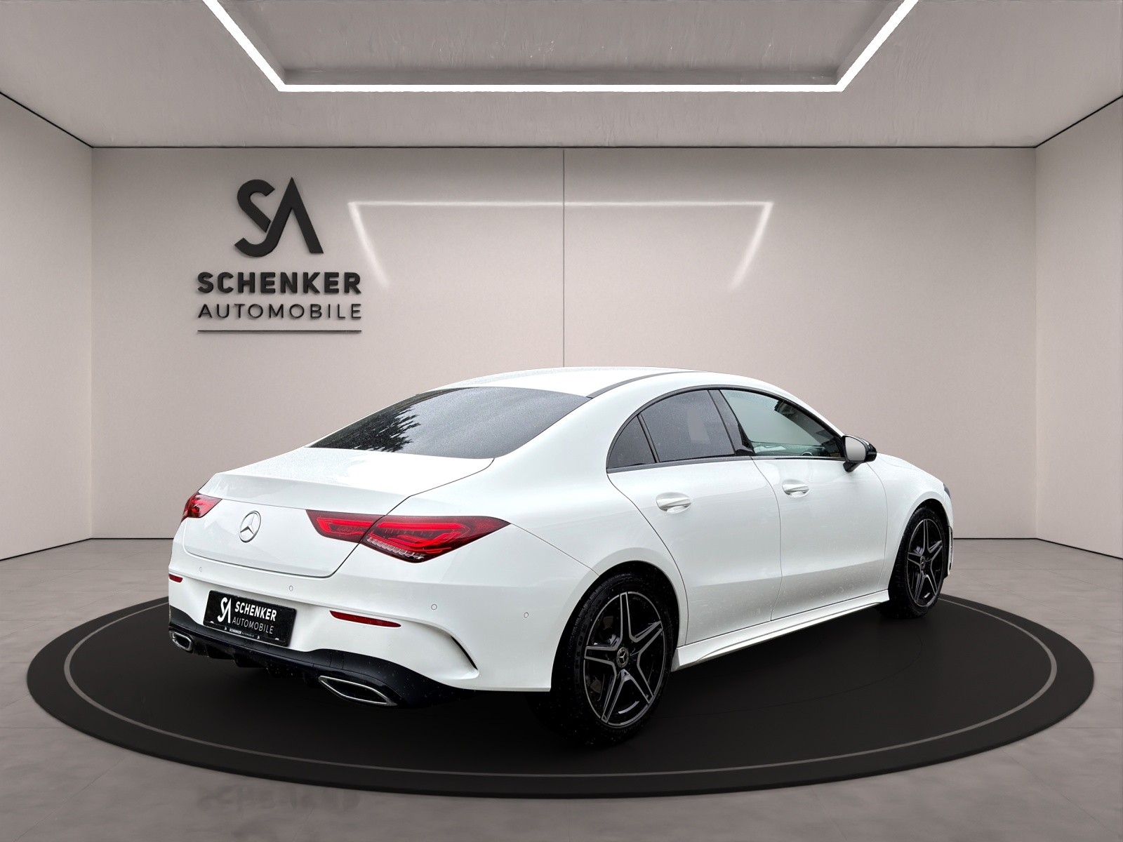 MERCEDES-BENZ CLA 200 AMG Line 7G-DCT-image-4