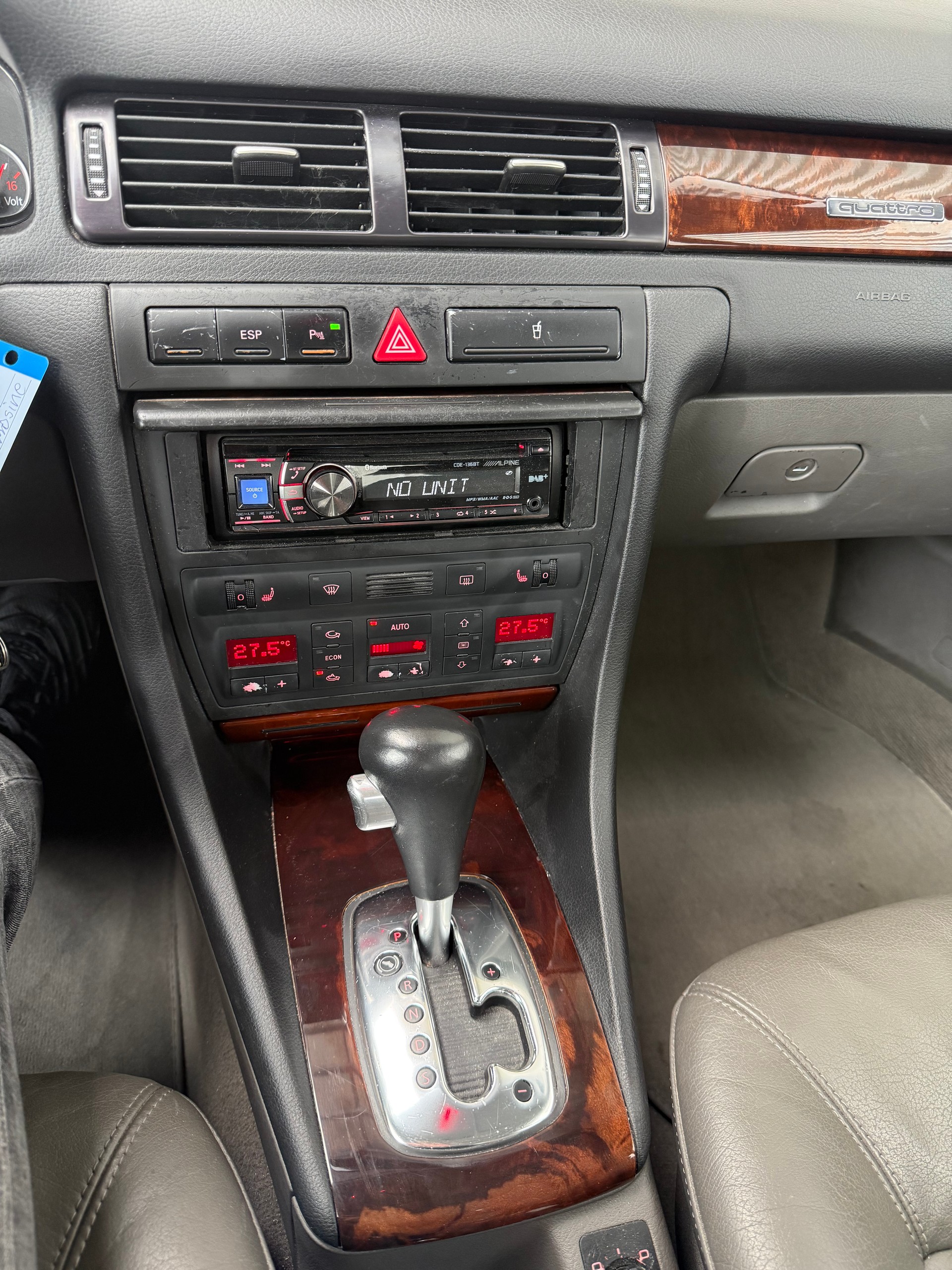AUDI A6 3.0 quattro-image-8