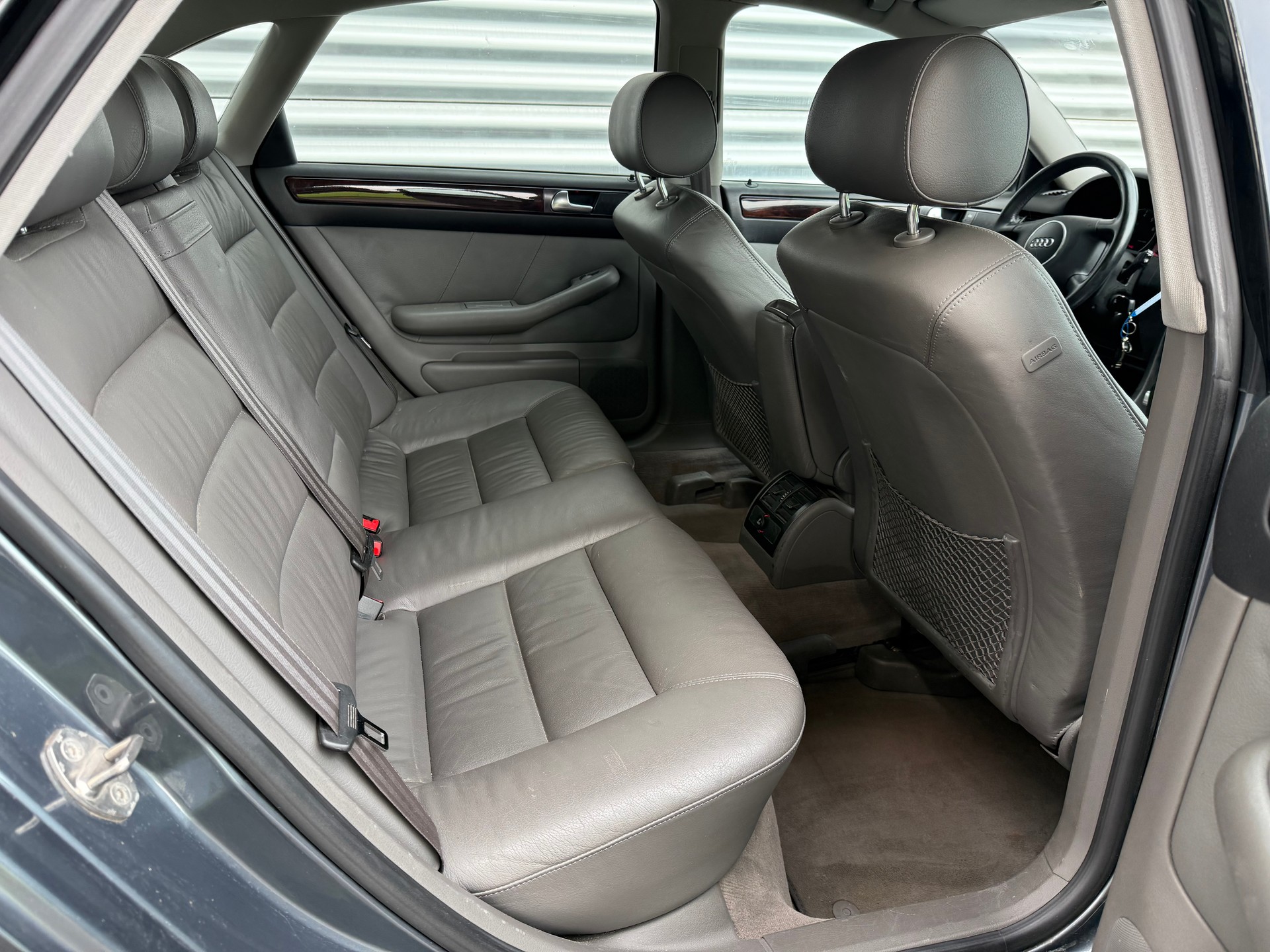 AUDI A6 3.0 quattro-image-10