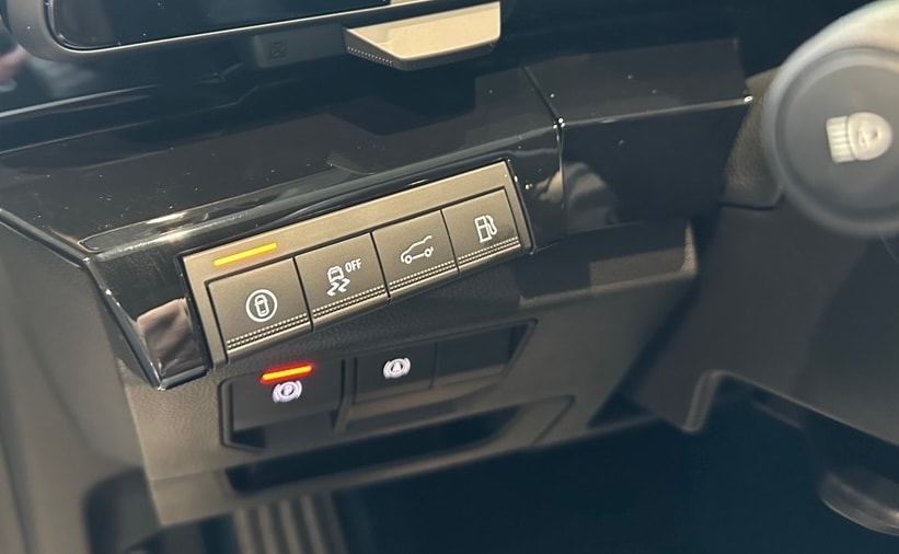 RENAULT Rafale 1.2 E-Tech Plug-in Hybrid 300 4x4 Atelier Alpine-image-17