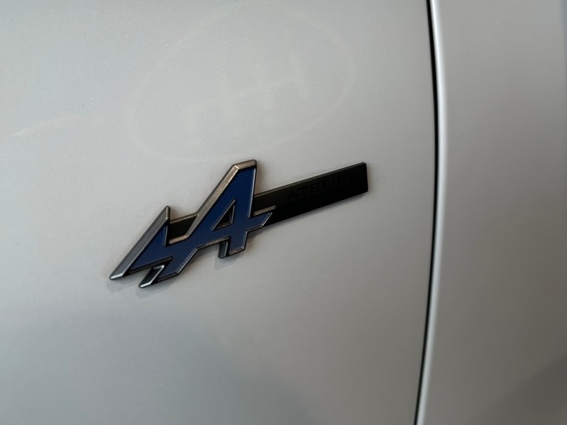 RENAULT Rafale 1.2 E-Tech Plug-in Hybrid 300 4x4 Atelier Alpine-image-5